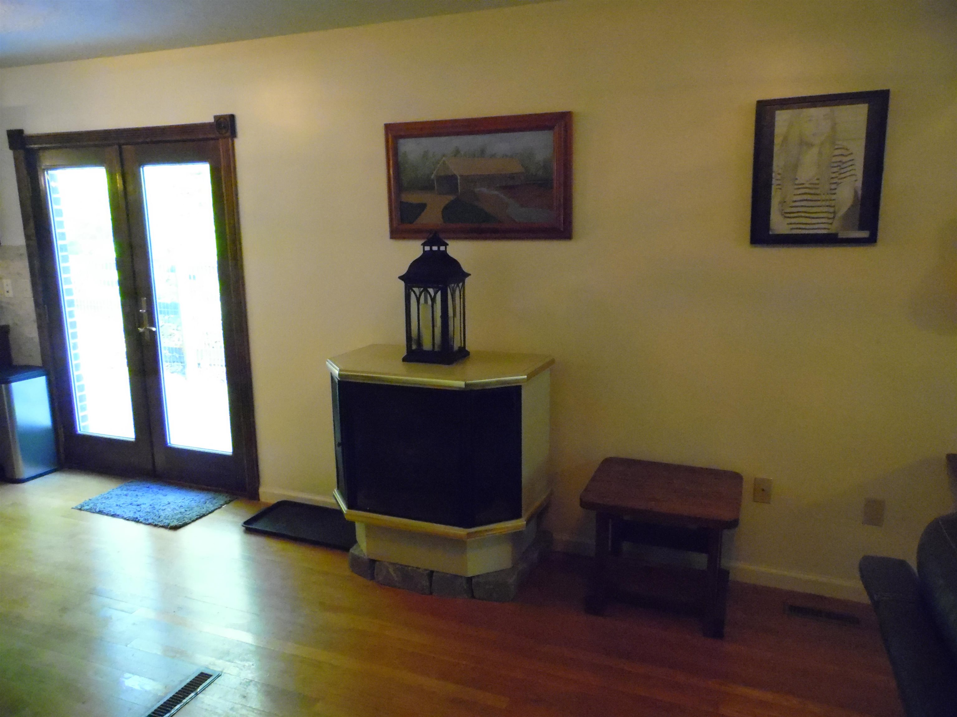 921 Clifford Street Pearisburg VA 24134