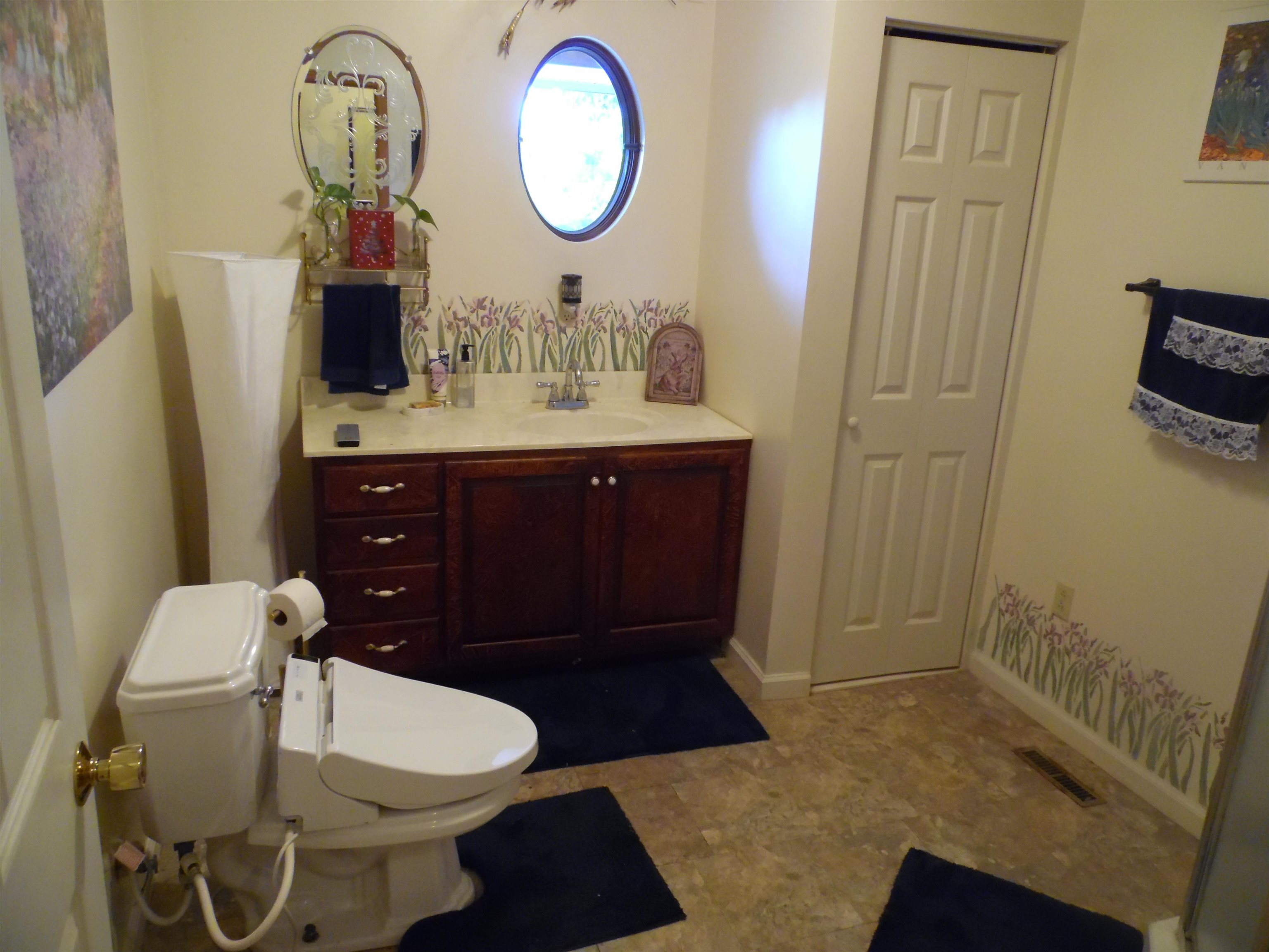 921 Clifford Street Pearisburg VA 24134