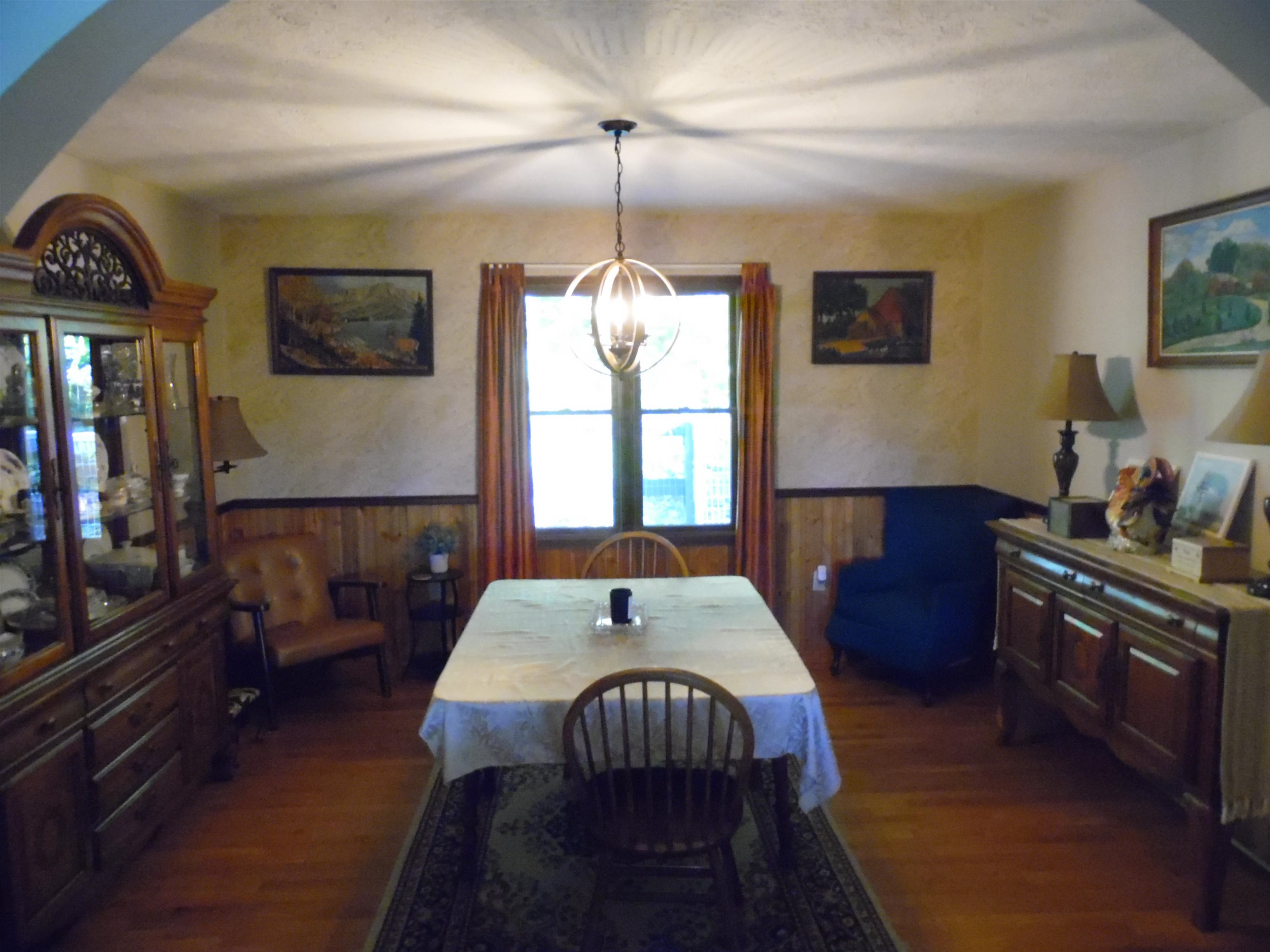 921 Clifford Street Pearisburg VA 24134