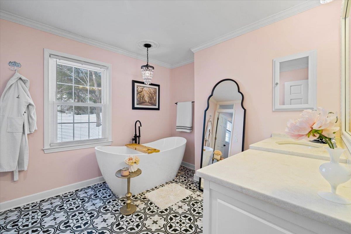 204 Pine Drive Blacksburg VA 24060