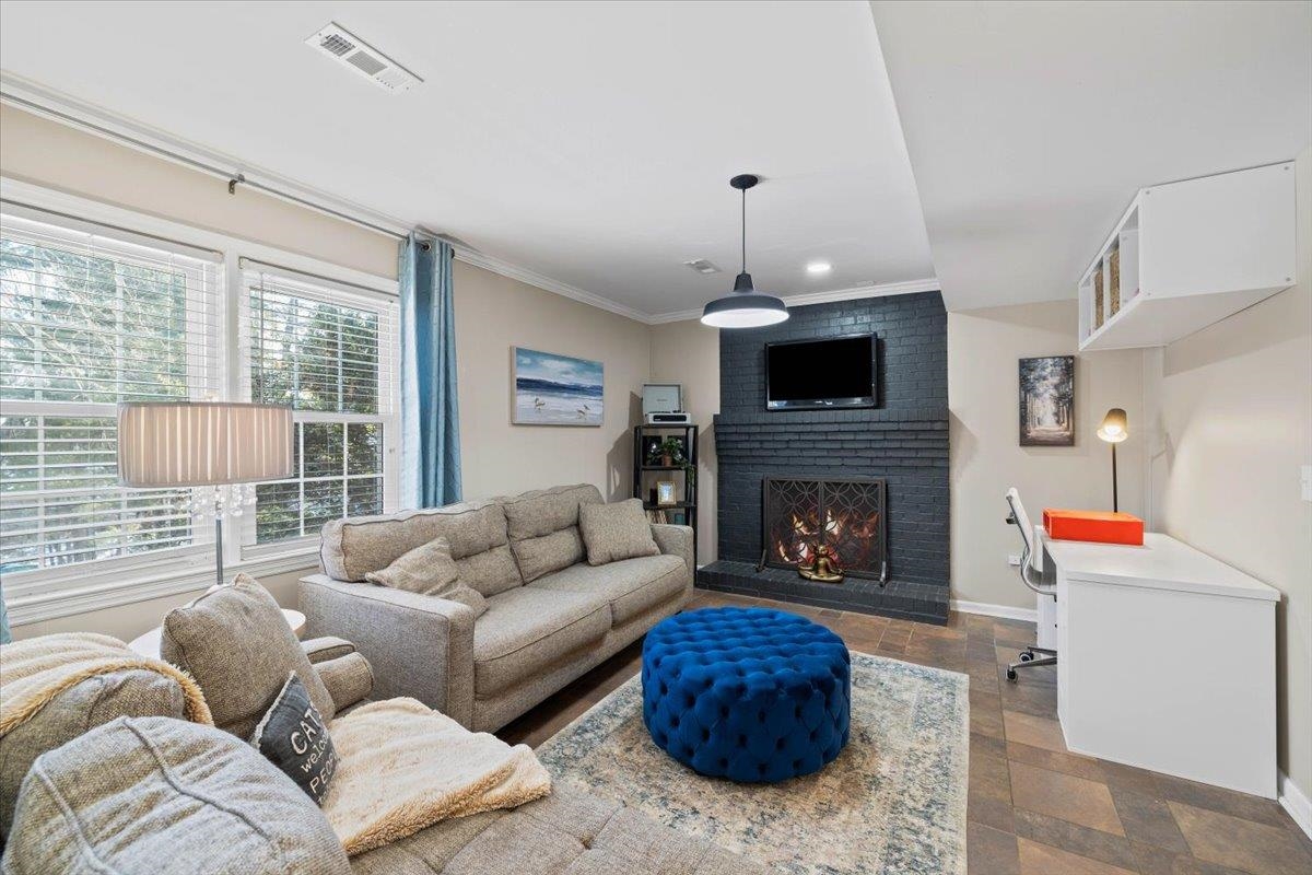 204 Pine Drive Blacksburg VA 24060