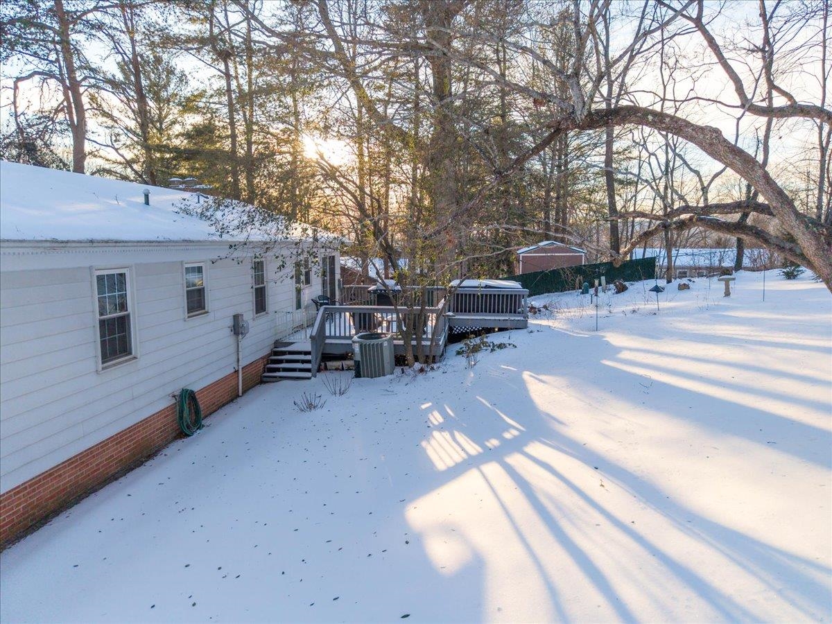 204 Pine Drive Blacksburg VA 24060