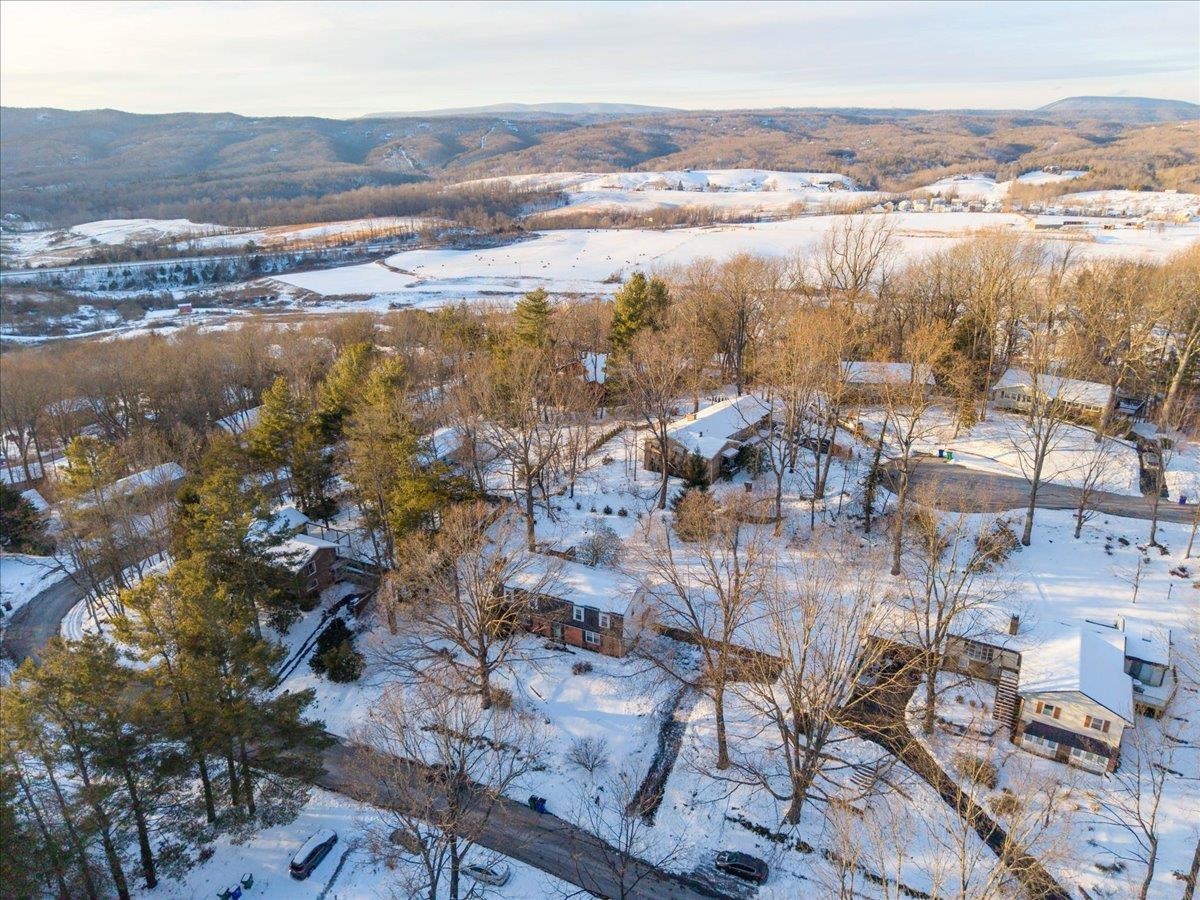 204 Pine Drive Blacksburg VA 24060