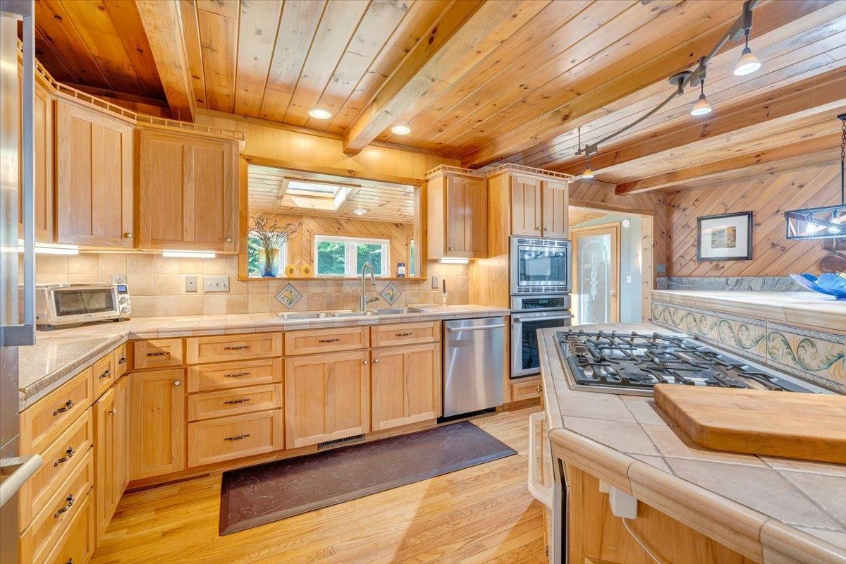 674 Old Furnace Road SW Floyd VA 24091