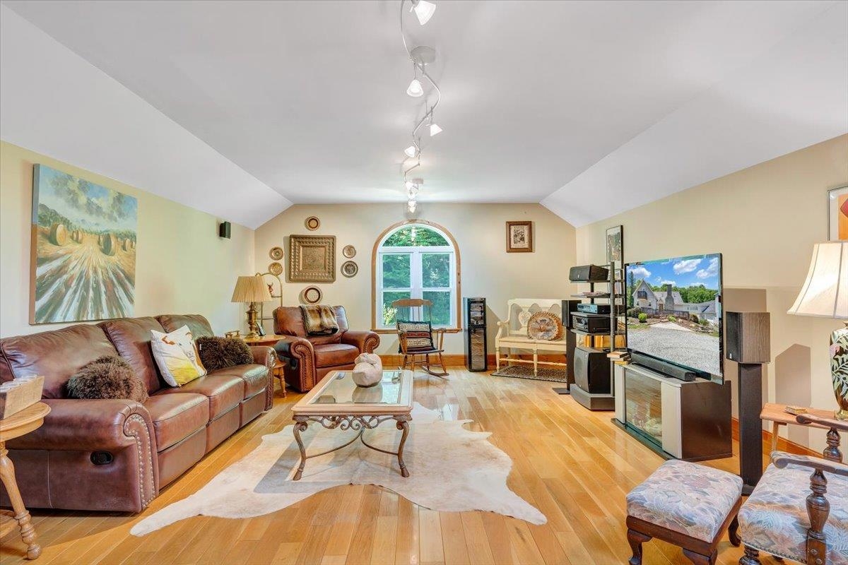674 Old Furnace Road SW Floyd VA 24091