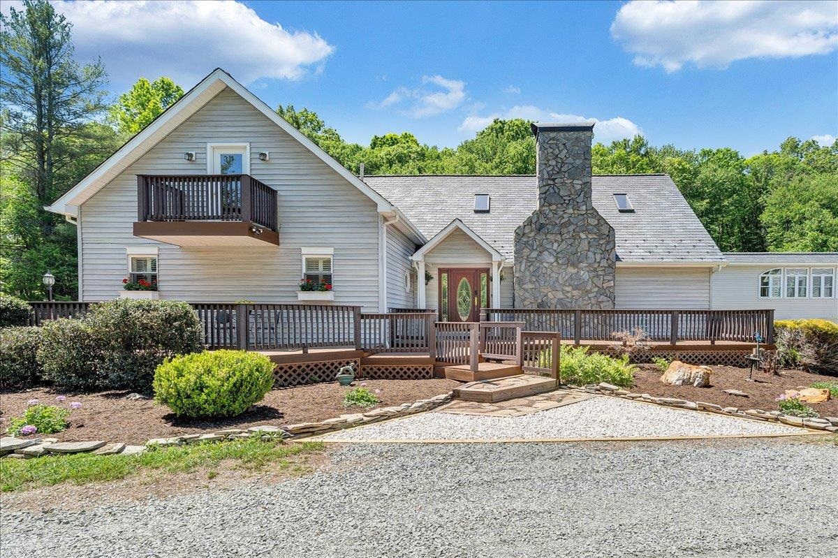 674 Old Furnace Road SW Floyd VA 24091