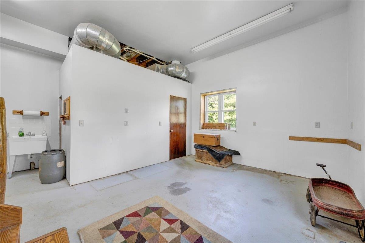 674 Old Furnace Road SW Floyd VA 24091