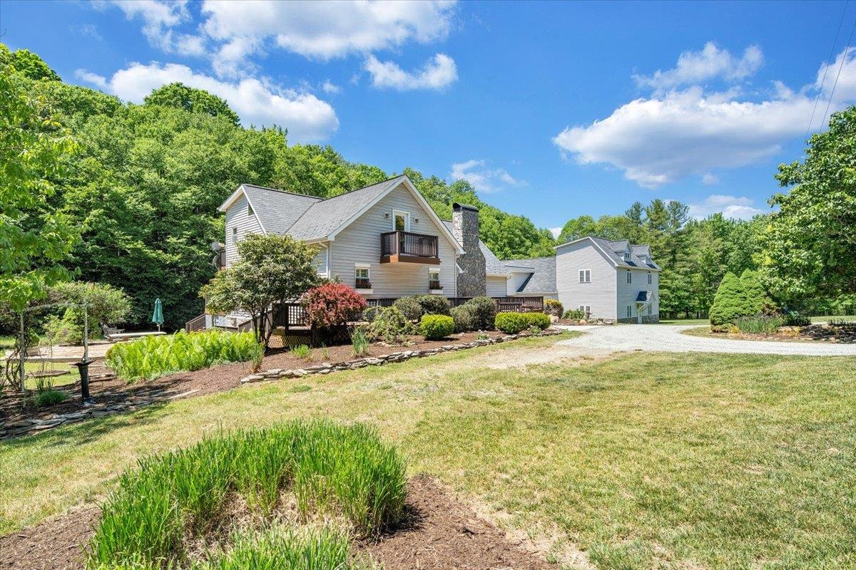 674 Old Furnace Road SW Floyd VA 24091