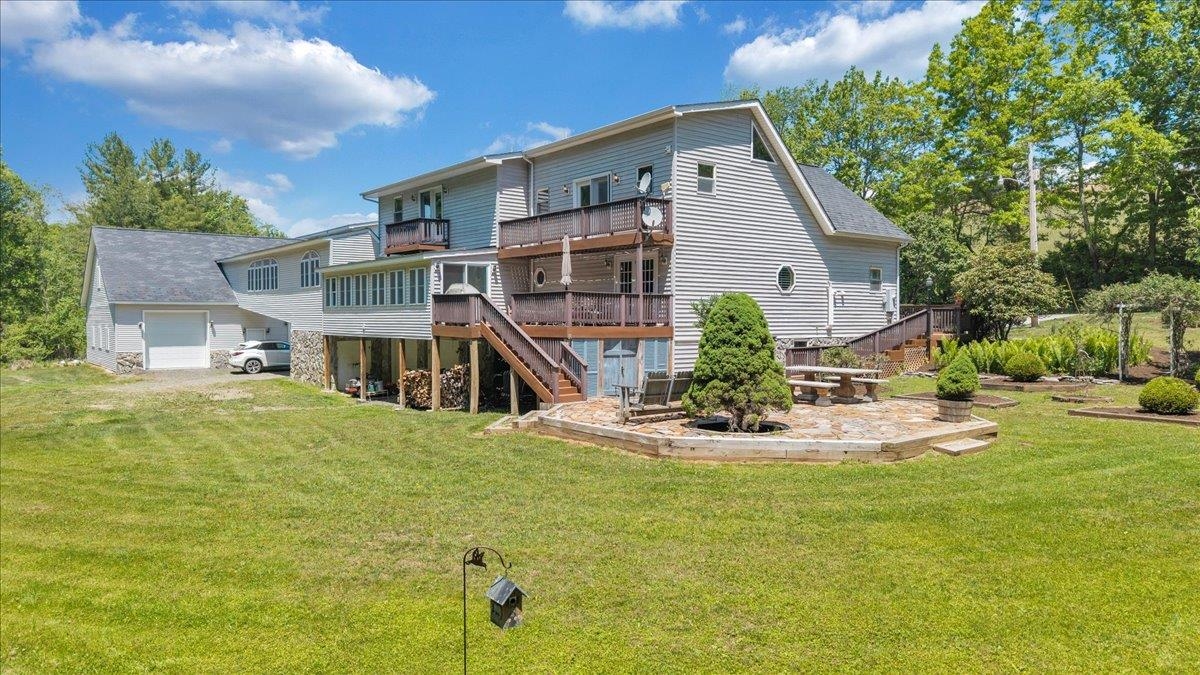 674 Old Furnace Road SW Floyd VA 24091