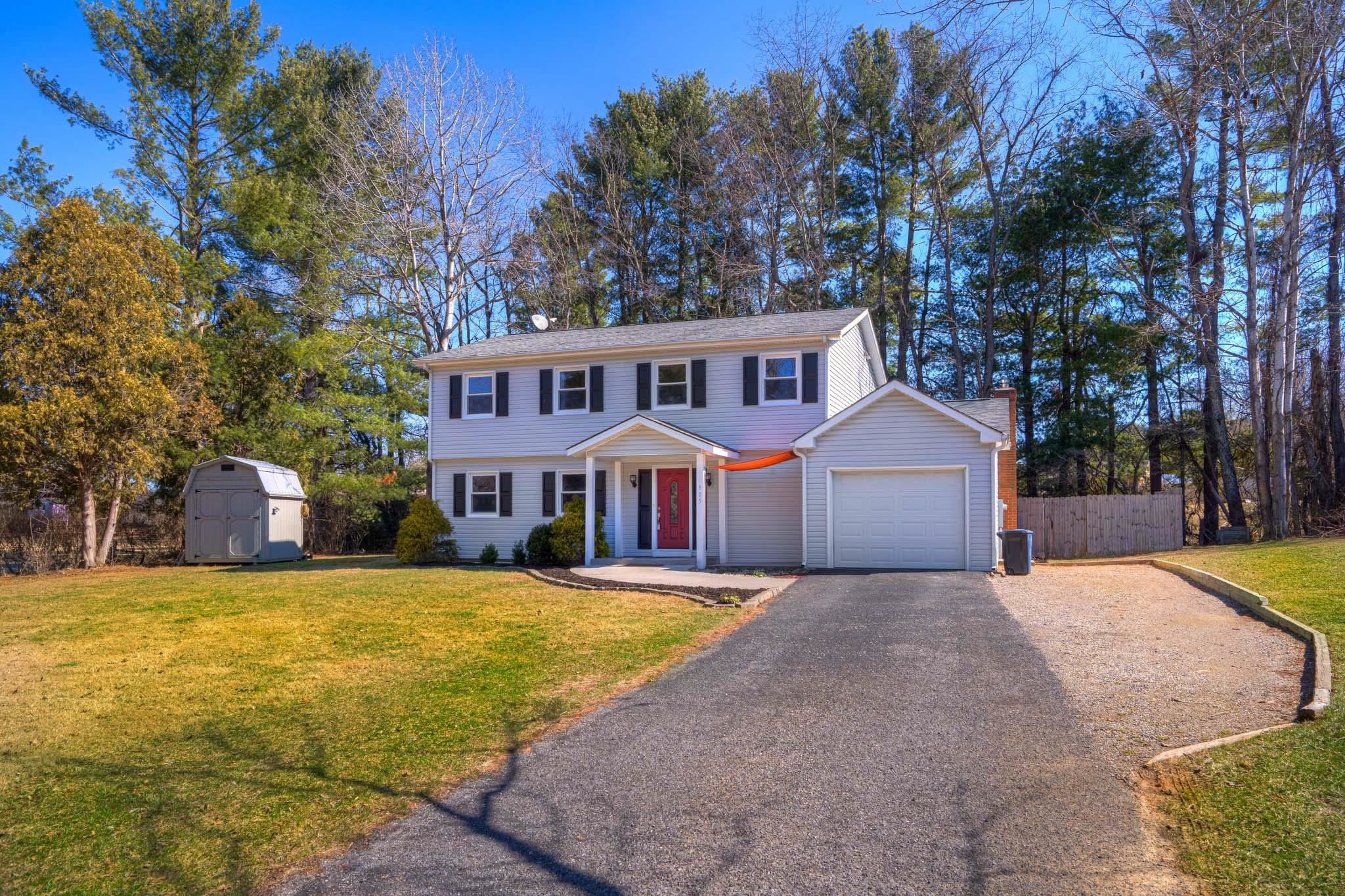 905 Horse Shoe Lane Blacksburg VA 24060