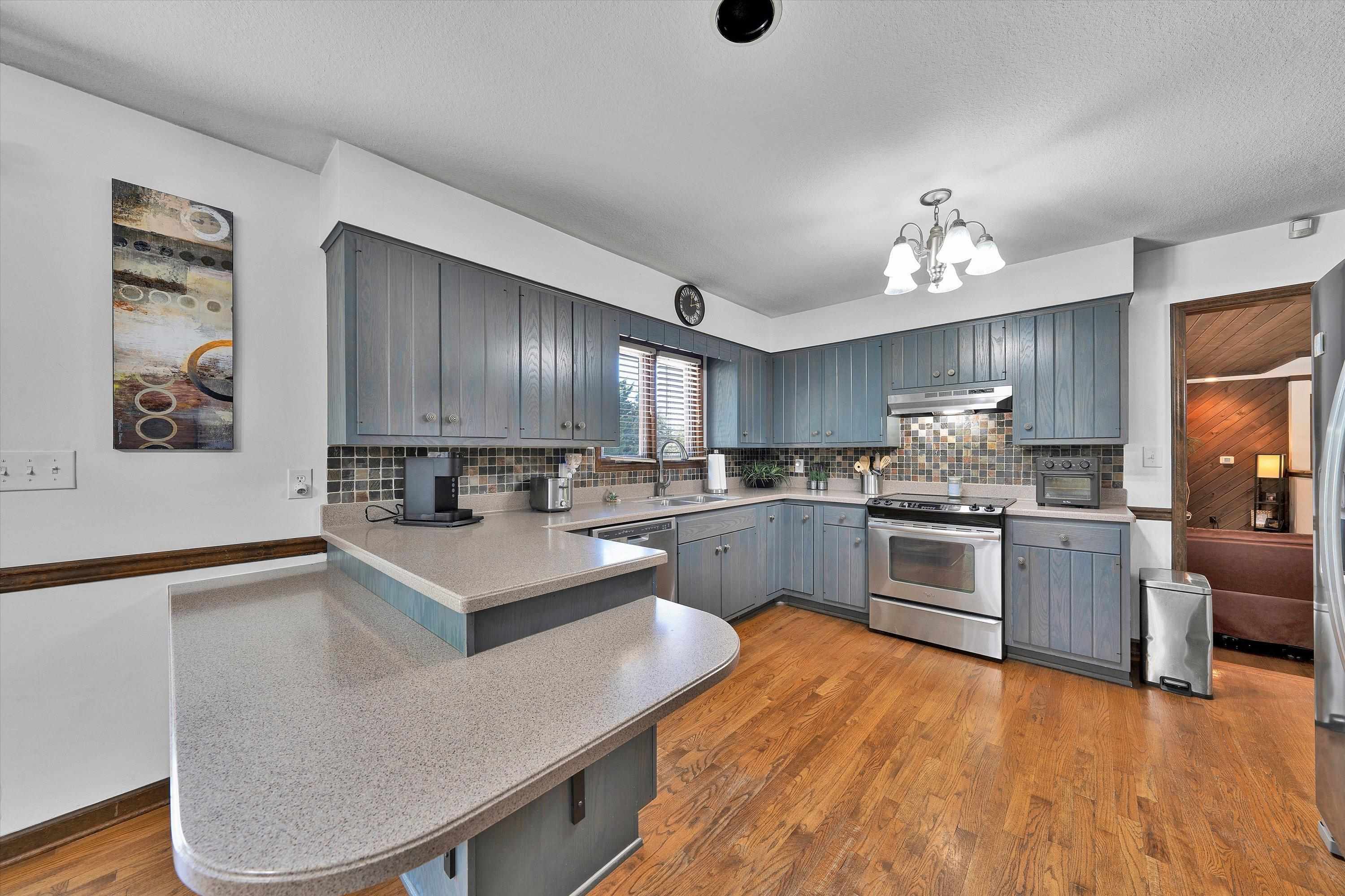 302 Chestnut Street Pearisburg VA 24134