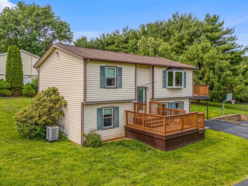 6531 Annie Akers Road Radford VA 24141