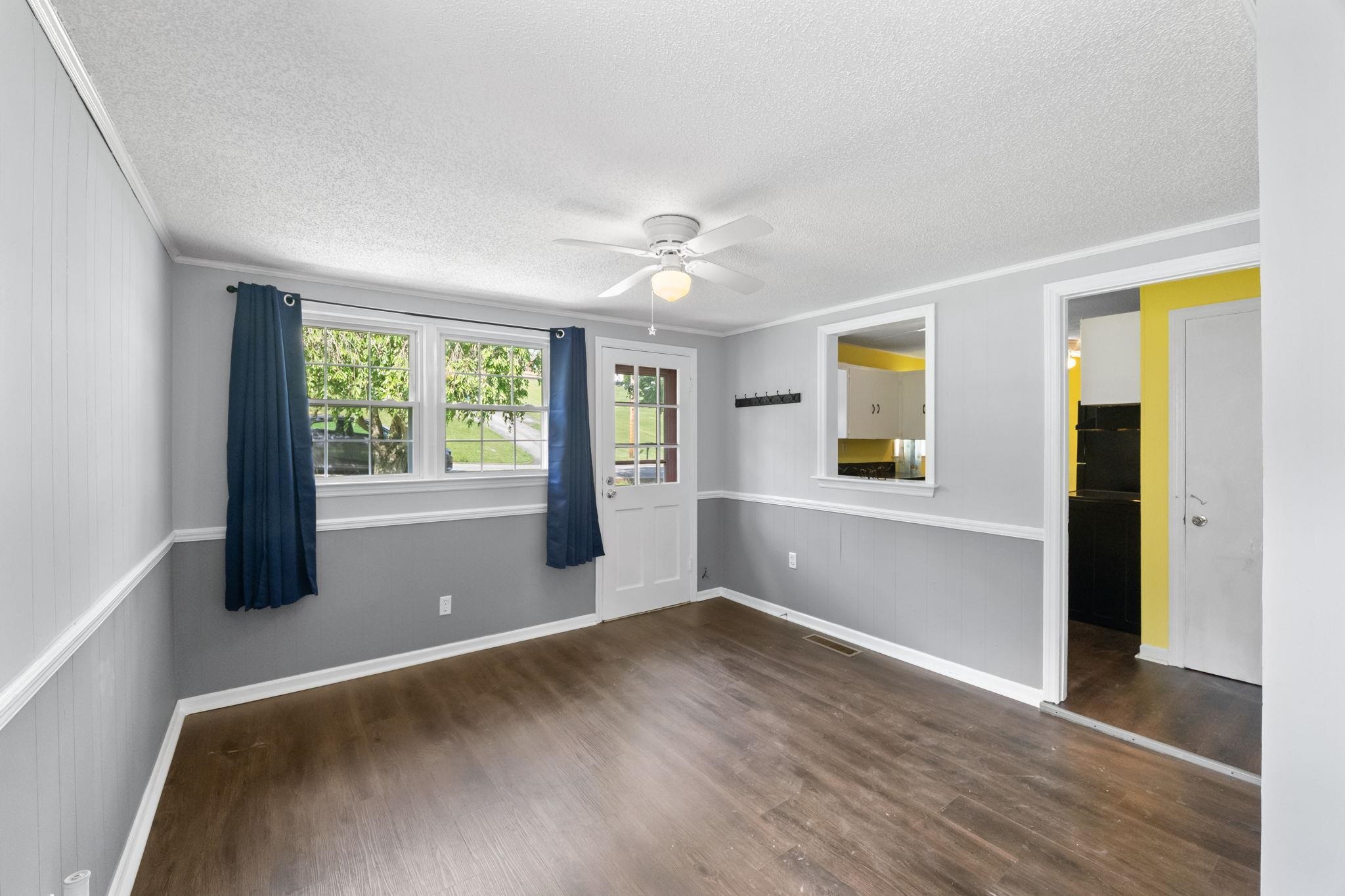 331 Hulldale Avenue Marion VA 24354