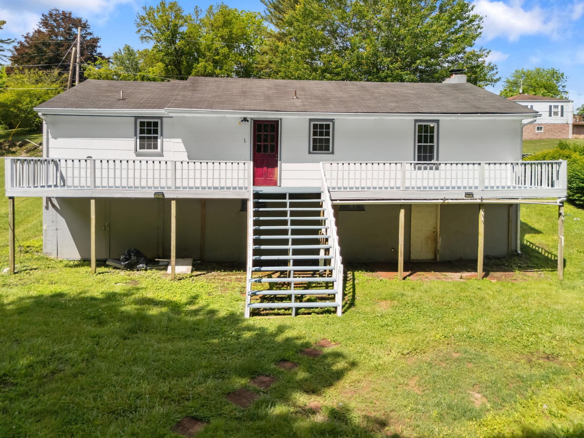 331 Hulldale Avenue Marion VA 24354