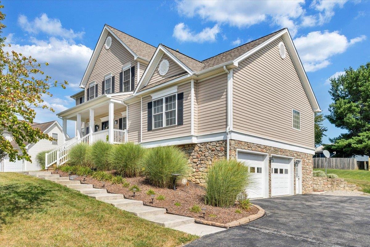 260 Citrine Court NW Christiansburg VA 24073