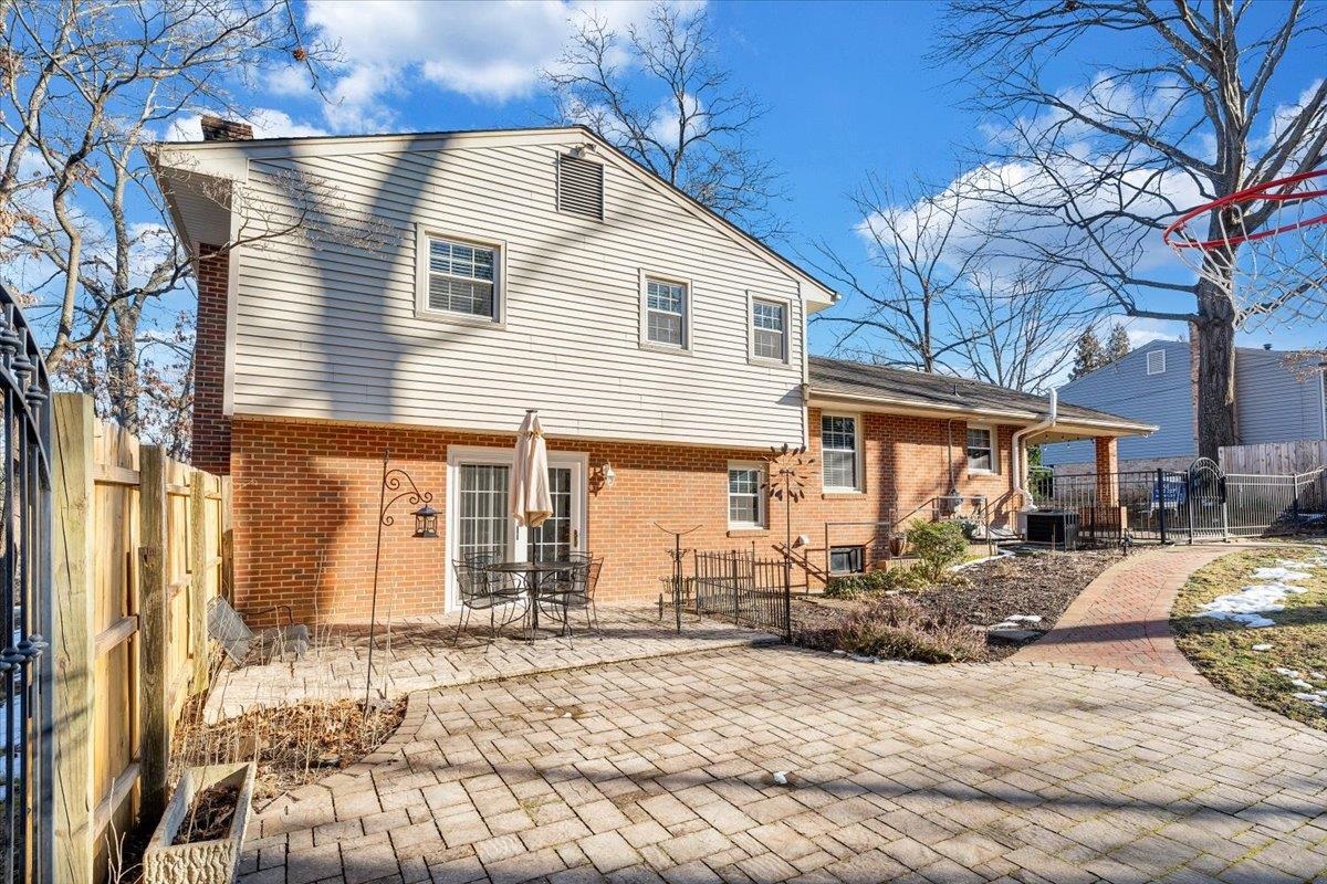 2831 Westclub Drive Salem VA 24153