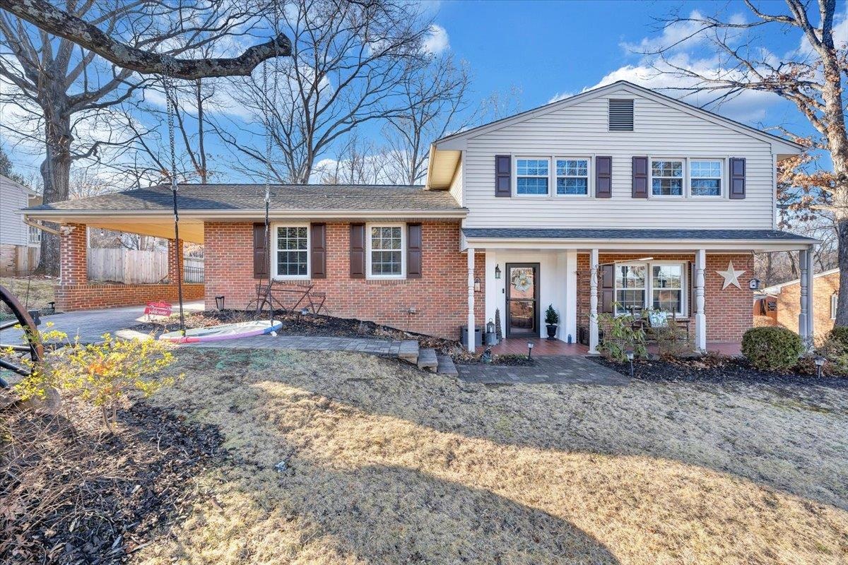 2831 Westclub Drive Salem VA 24153