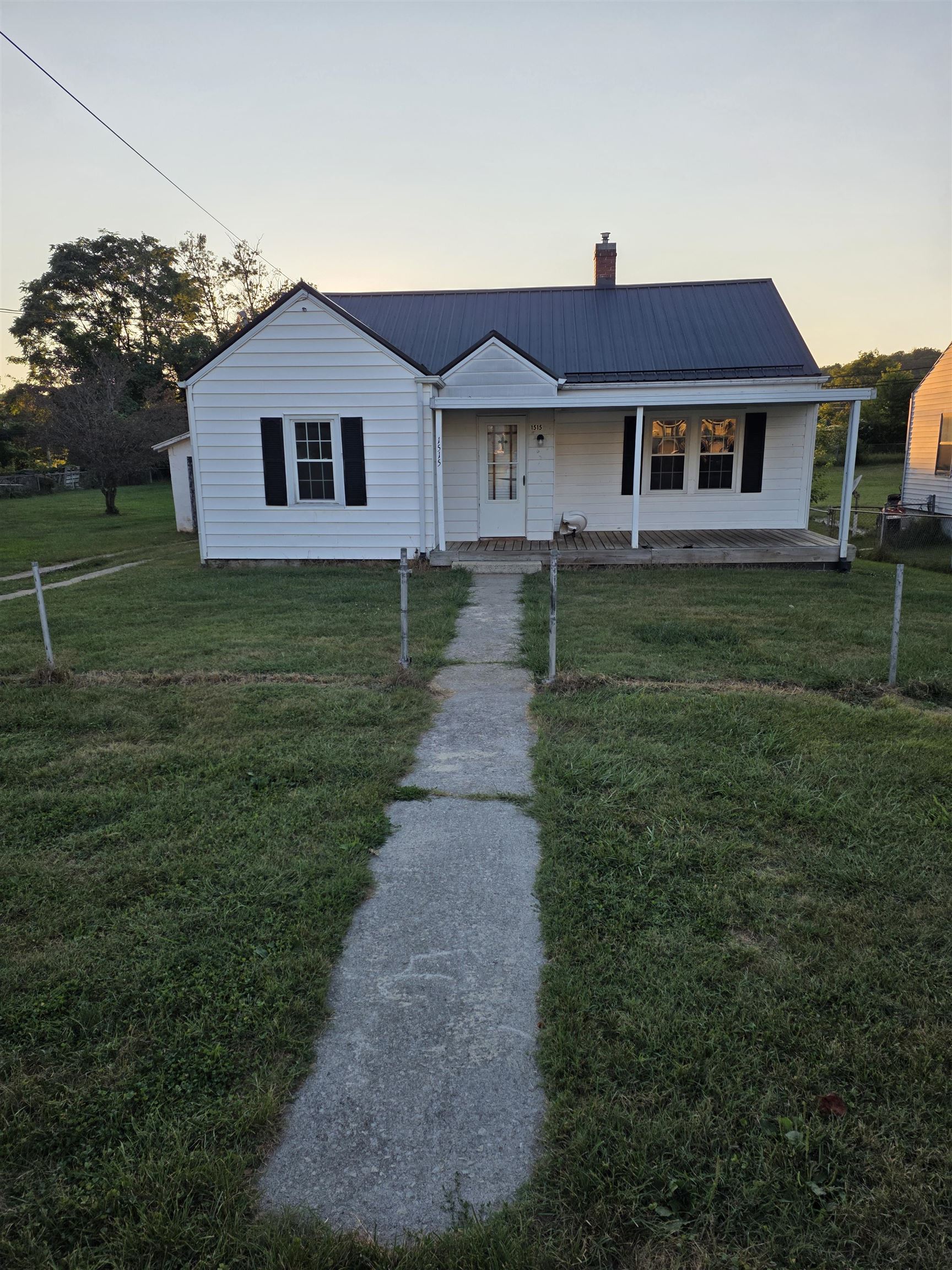 1515 Second Street Radford VA 24141