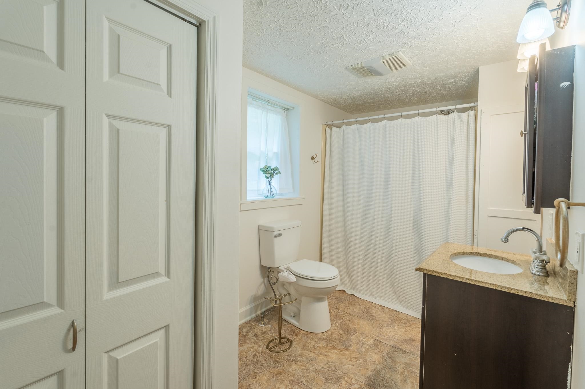218 Richmond Avenue Rural Retreat VA 24368
