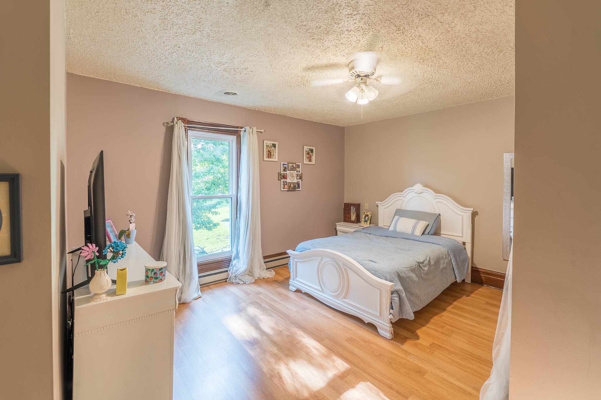 218 Richmond Avenue Rural Retreat VA 24368