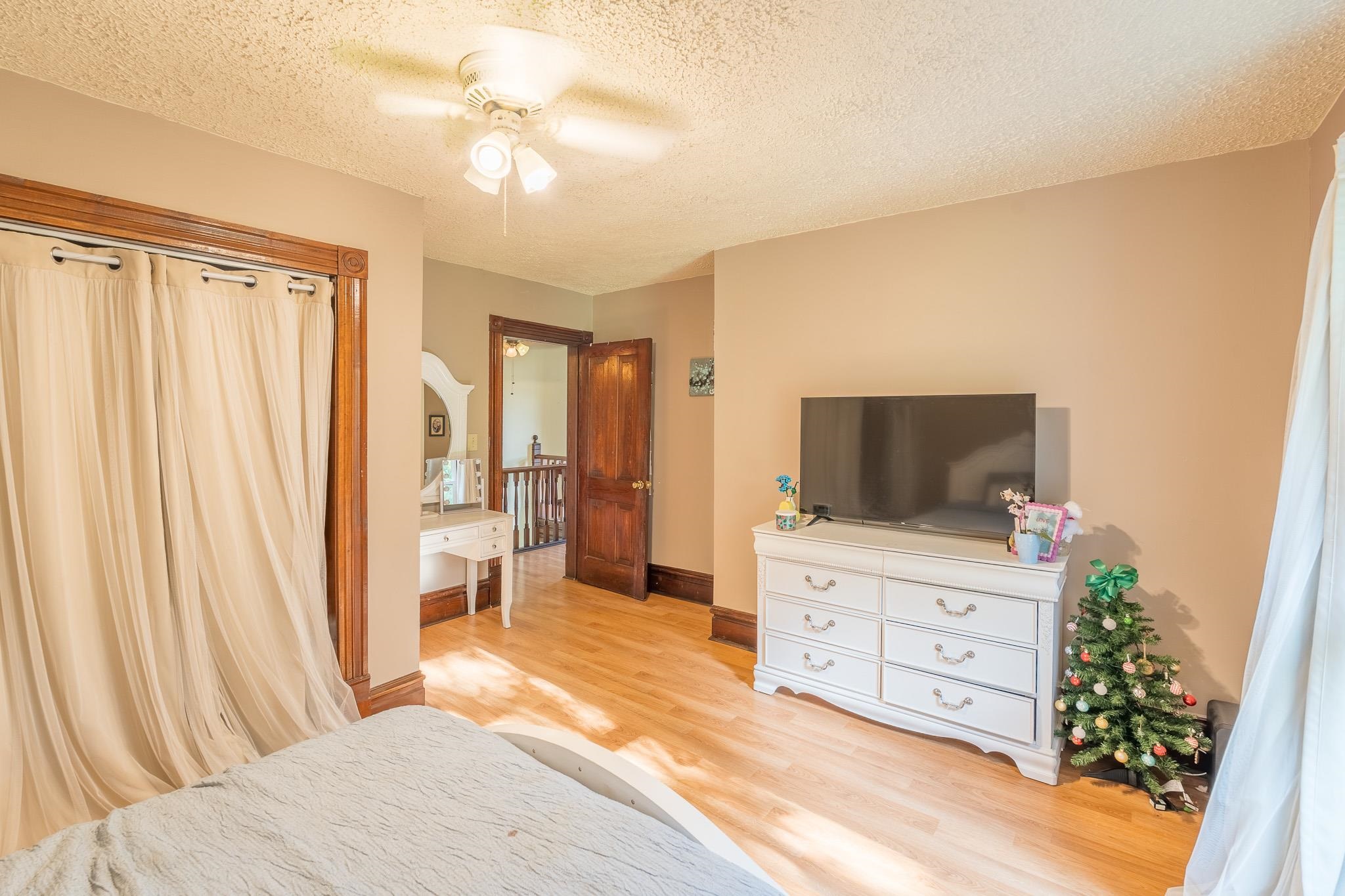 218 Richmond Avenue Rural Retreat VA 24368
