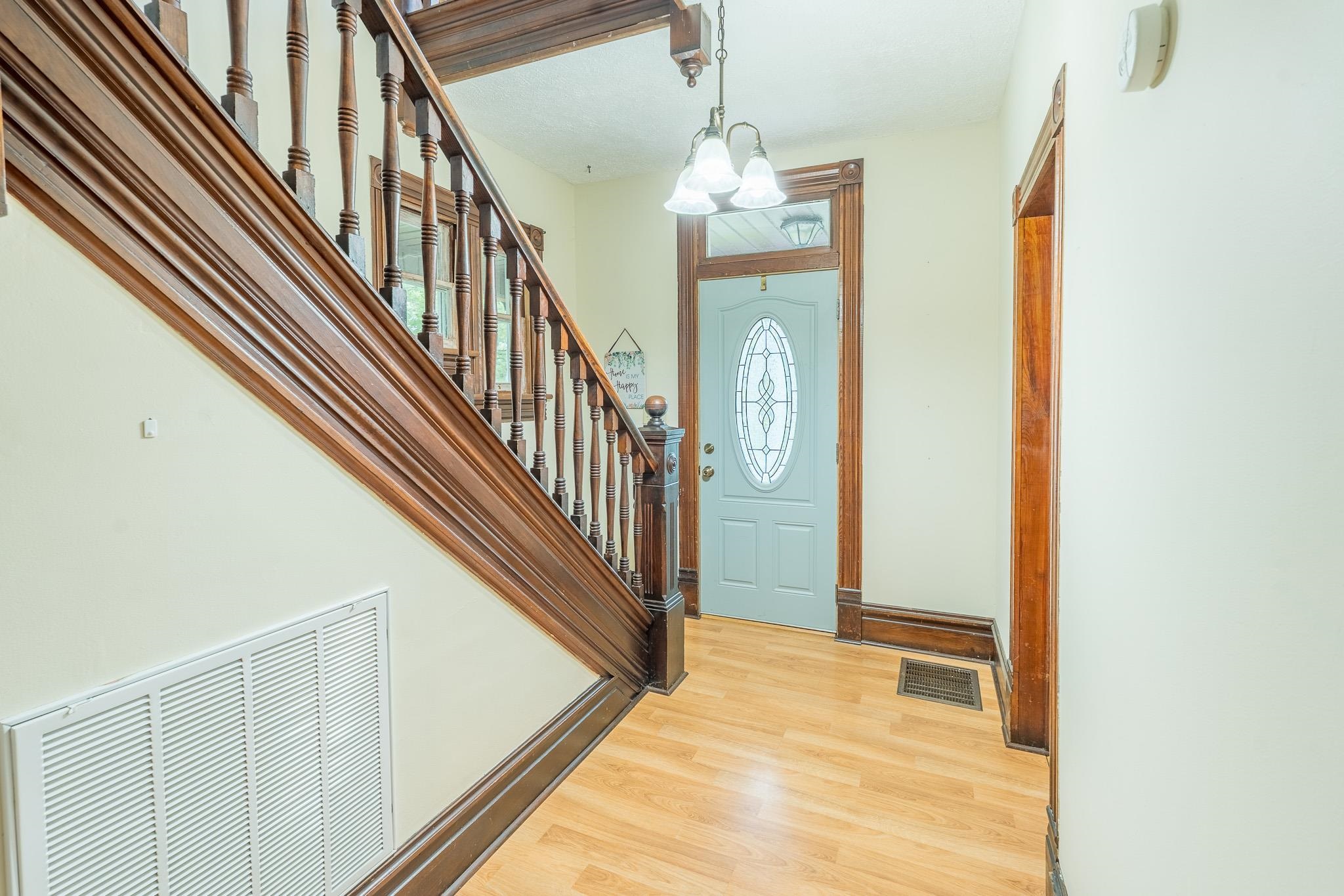 218 Richmond Avenue Rural Retreat VA 24368