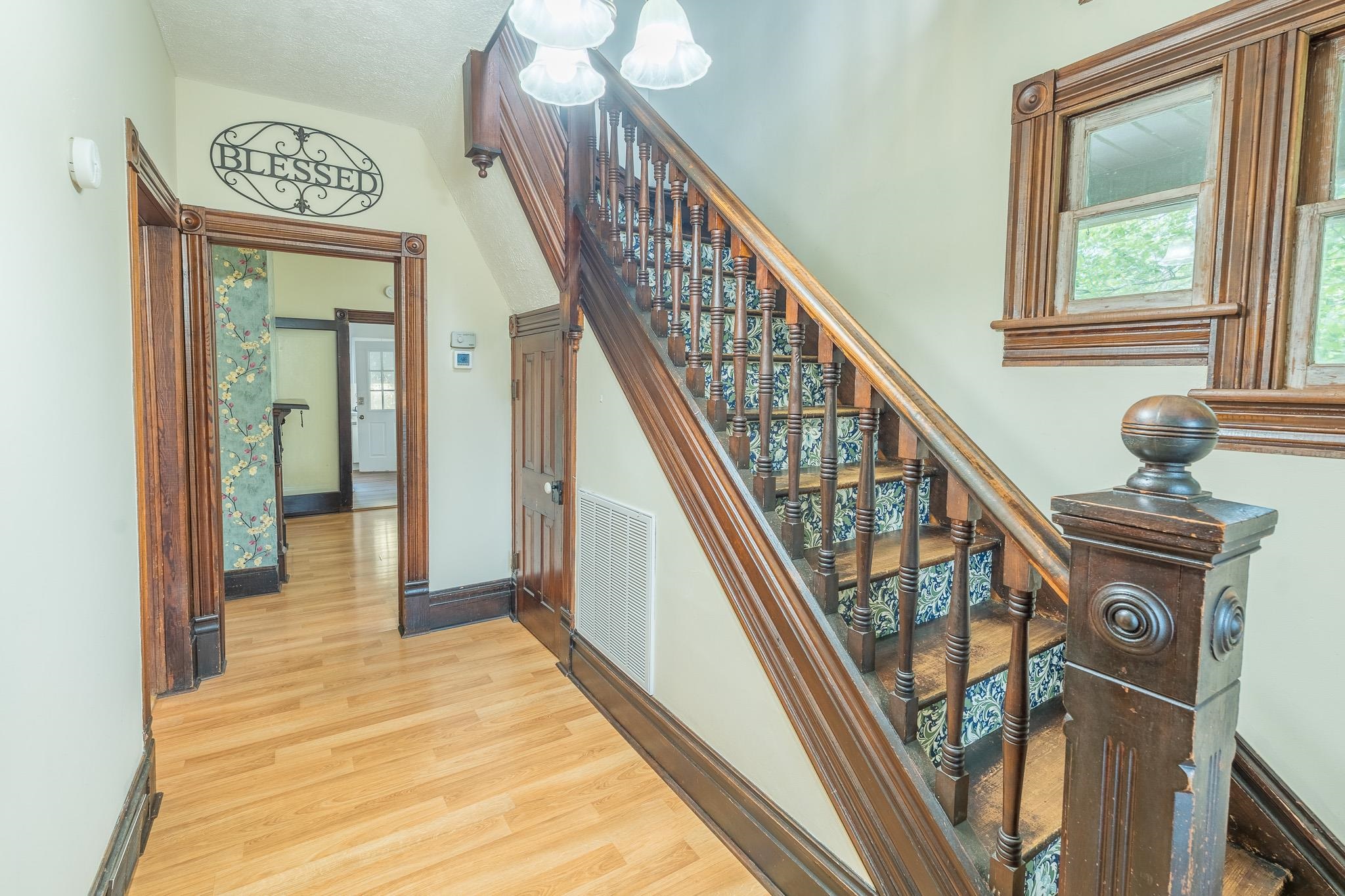 218 Richmond Avenue Rural Retreat VA 24368