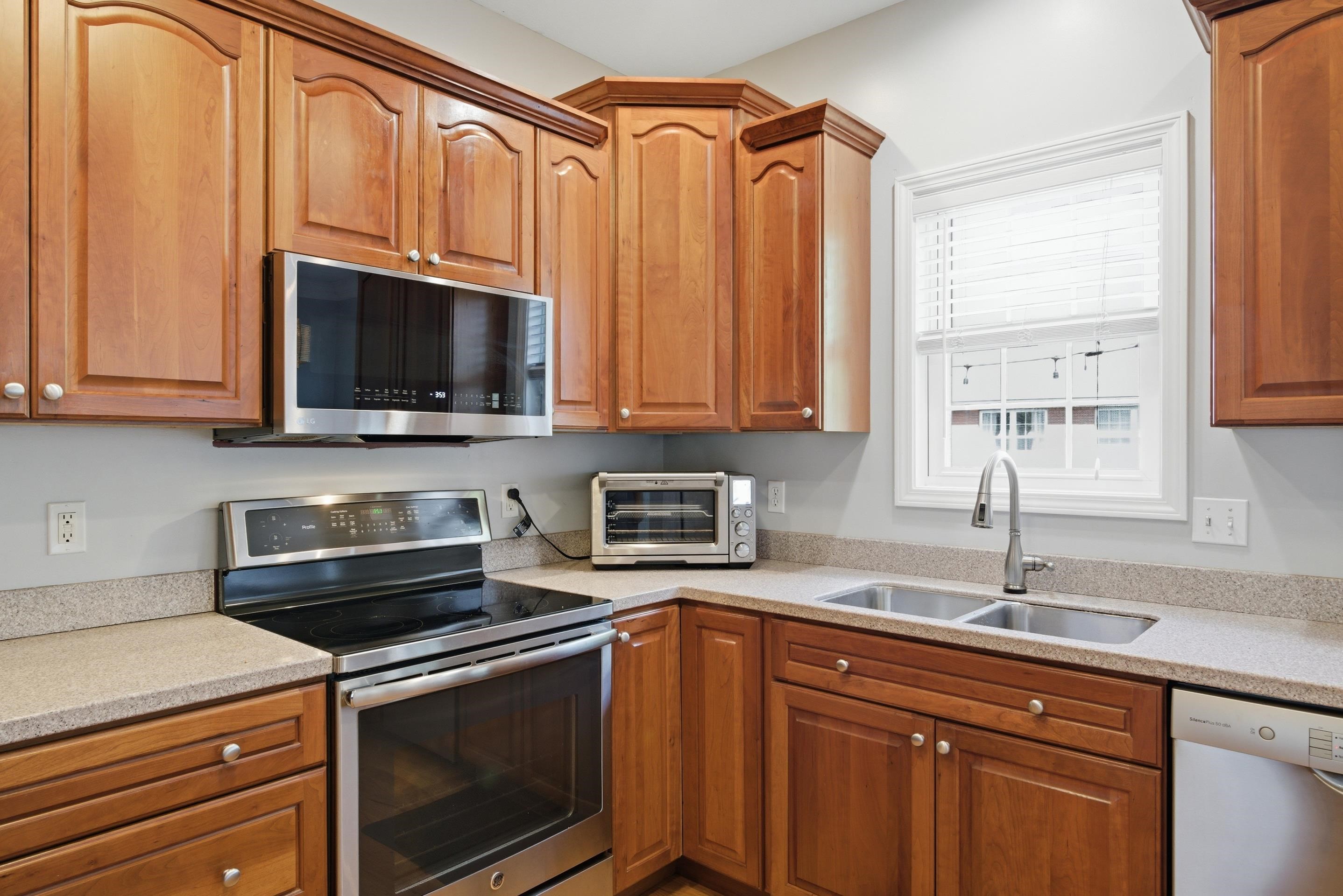 6932 Doral Drive Radford VA 24141