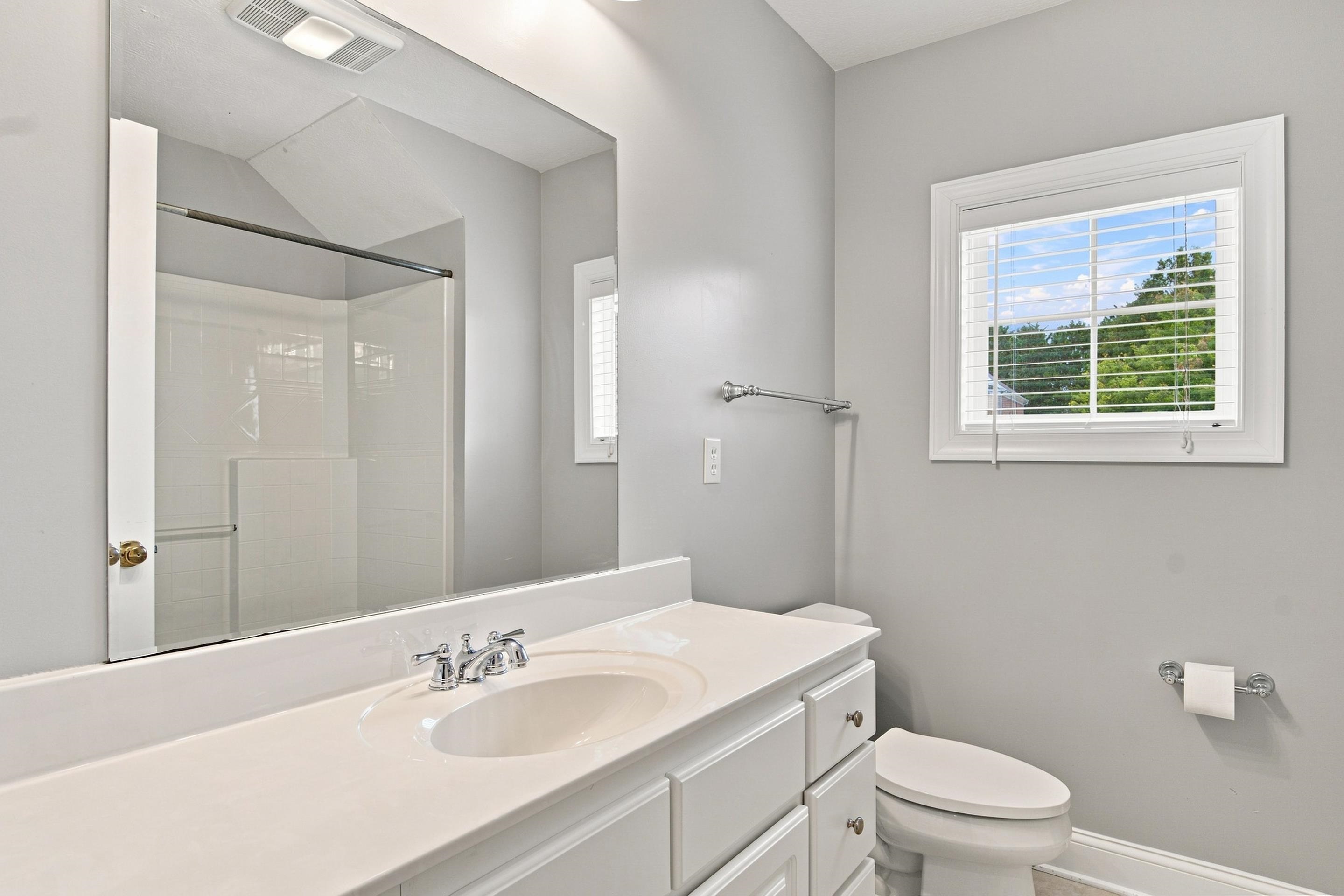 6932 Doral Drive Radford VA 24141