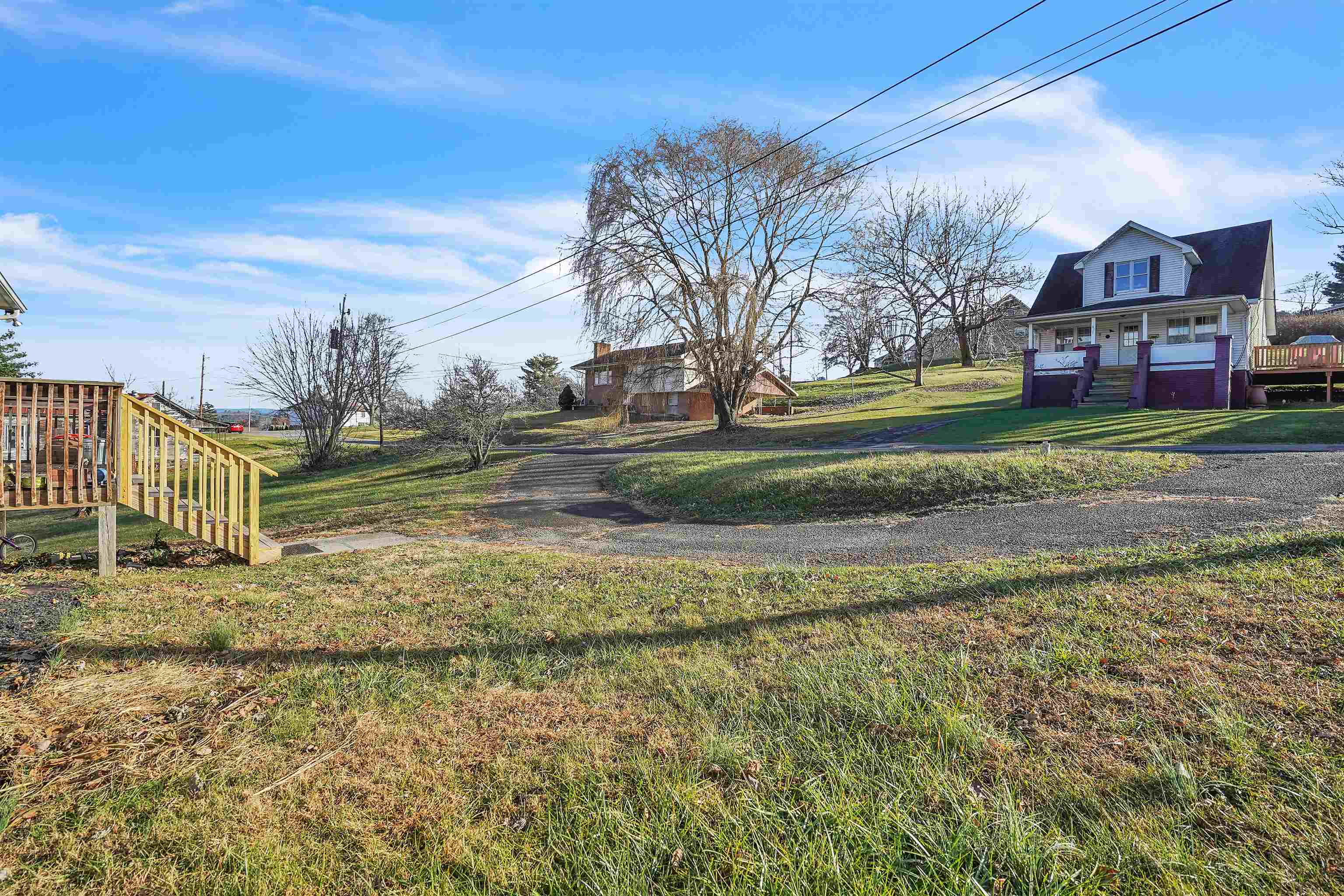 614 Morris Avenue Pearisburg VA 24134