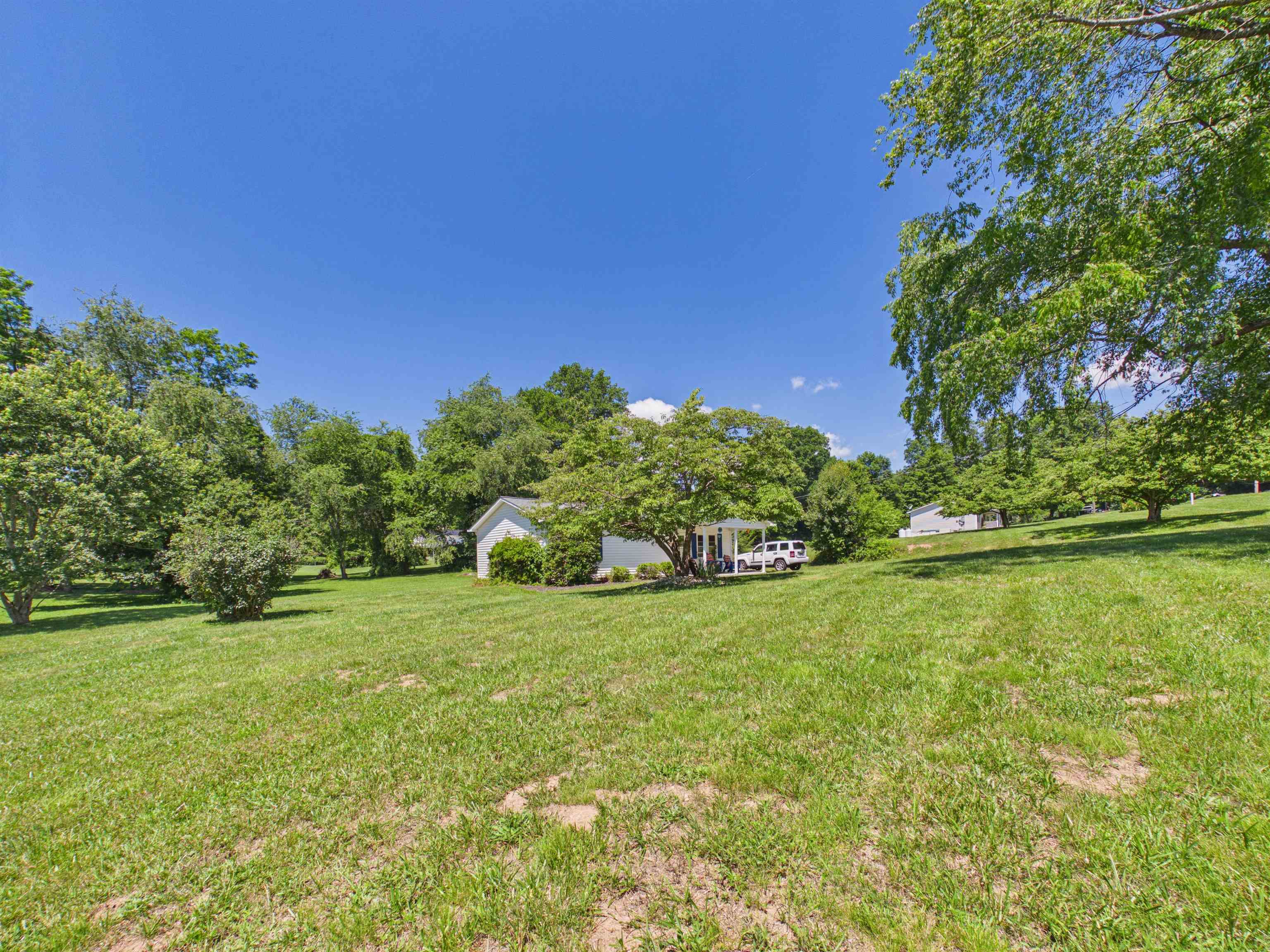187 Fox Fire Road Max Meadows VA 24360