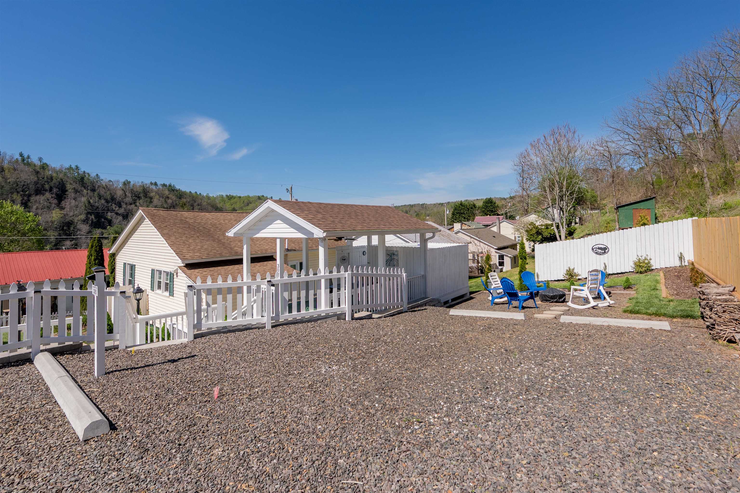 309 Grayson Street Fries VA 24330