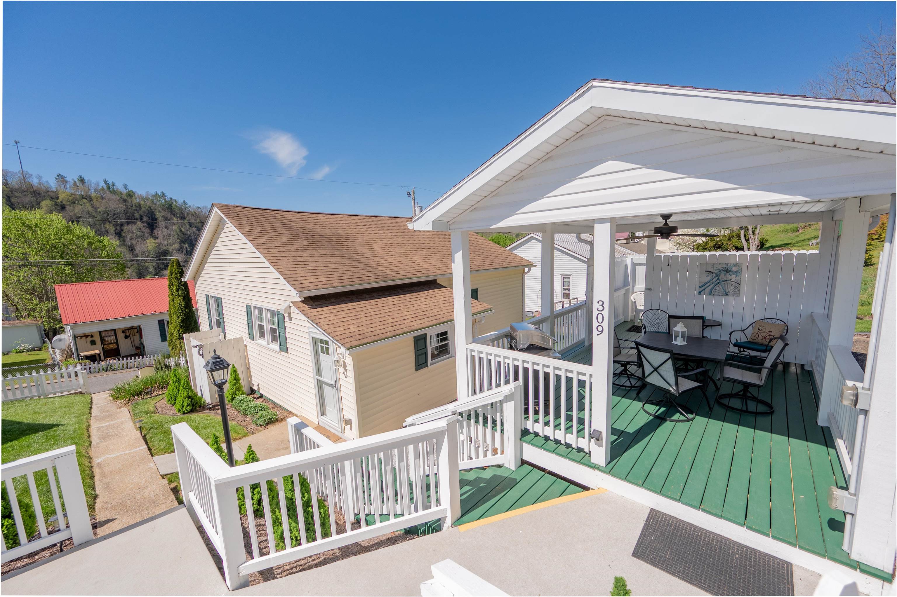 309 Grayson Street Fries VA 24330