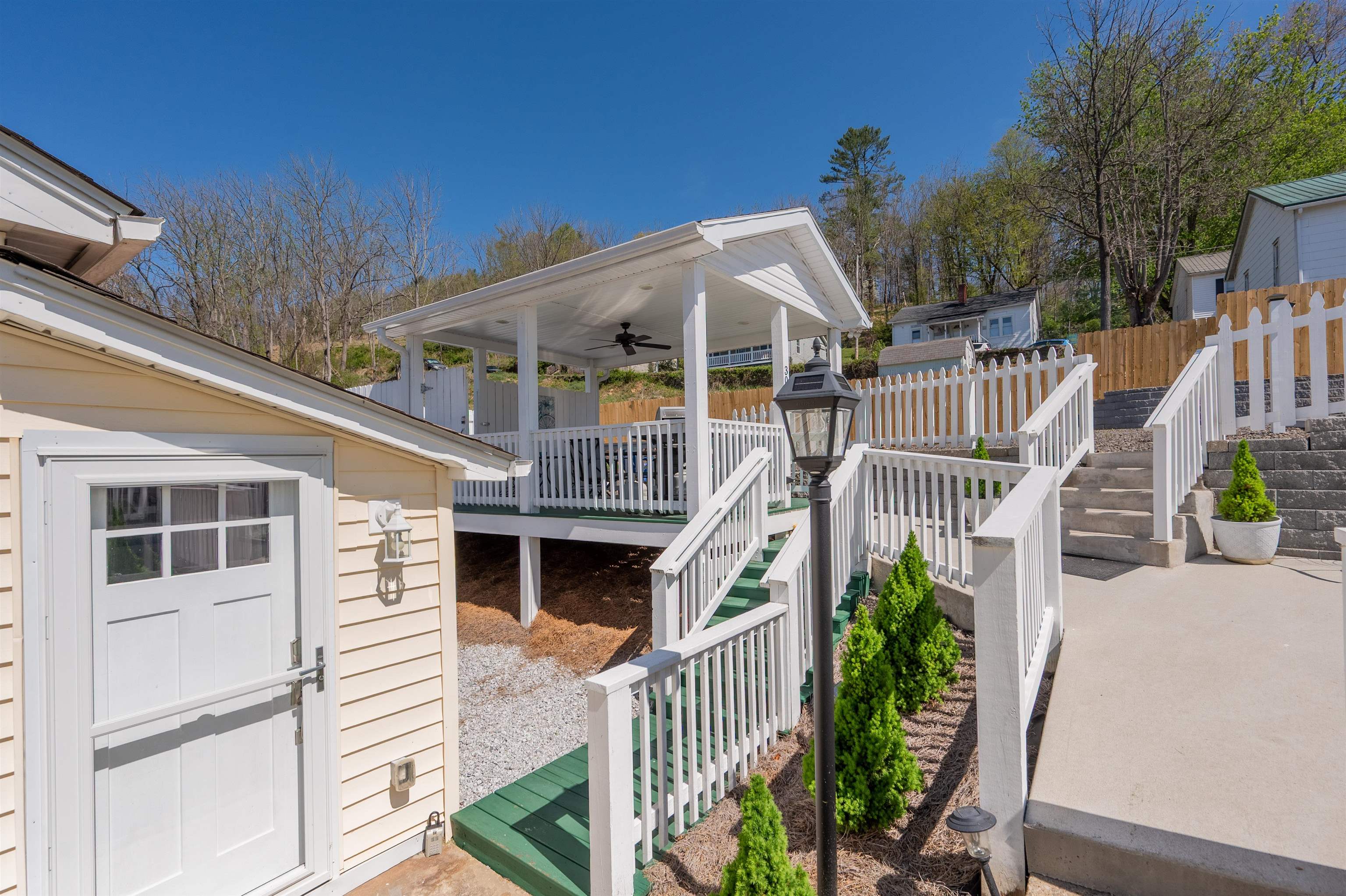 309 Grayson Street Fries VA 24330