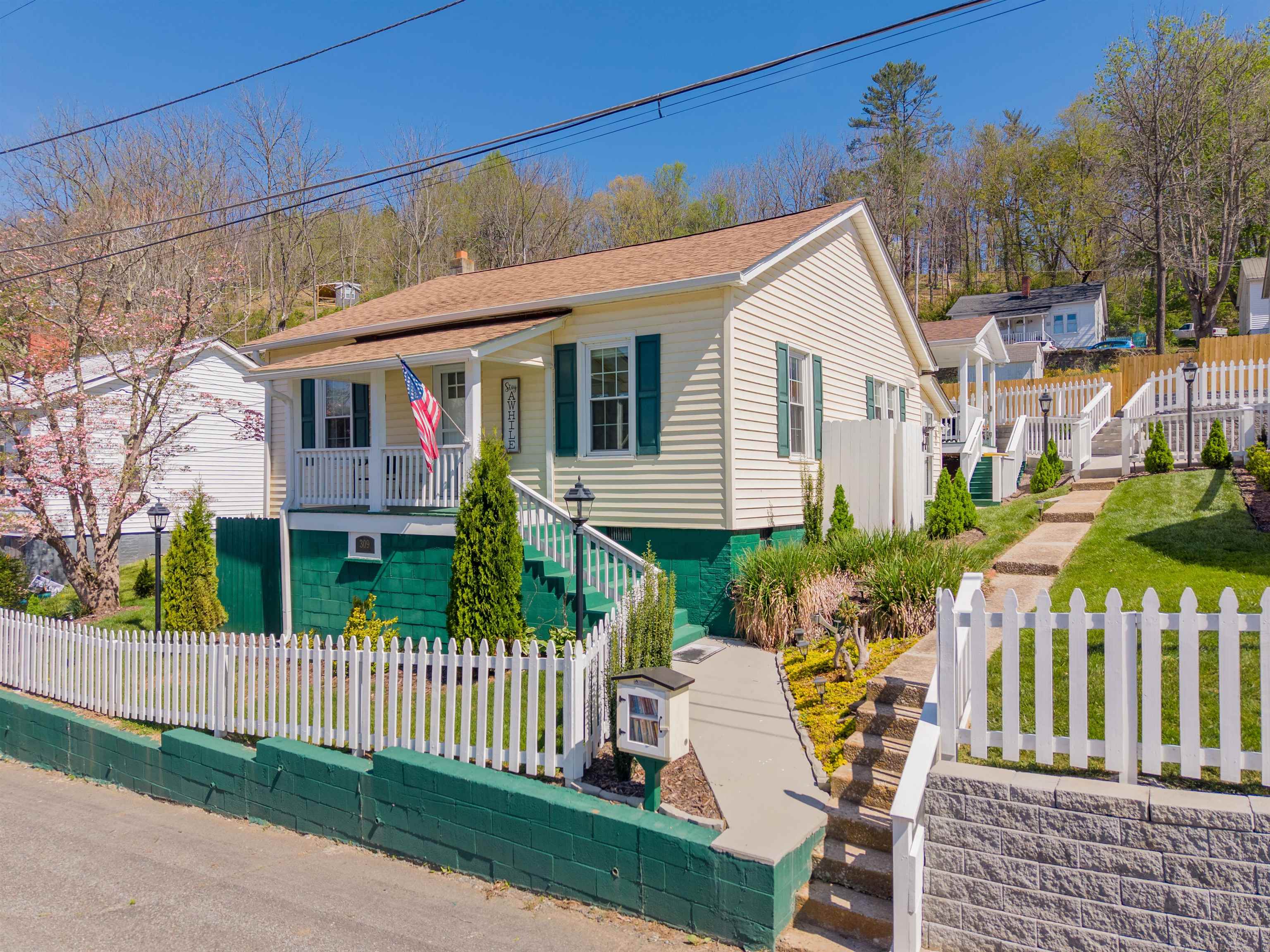309 Grayson Street Fries VA 24330