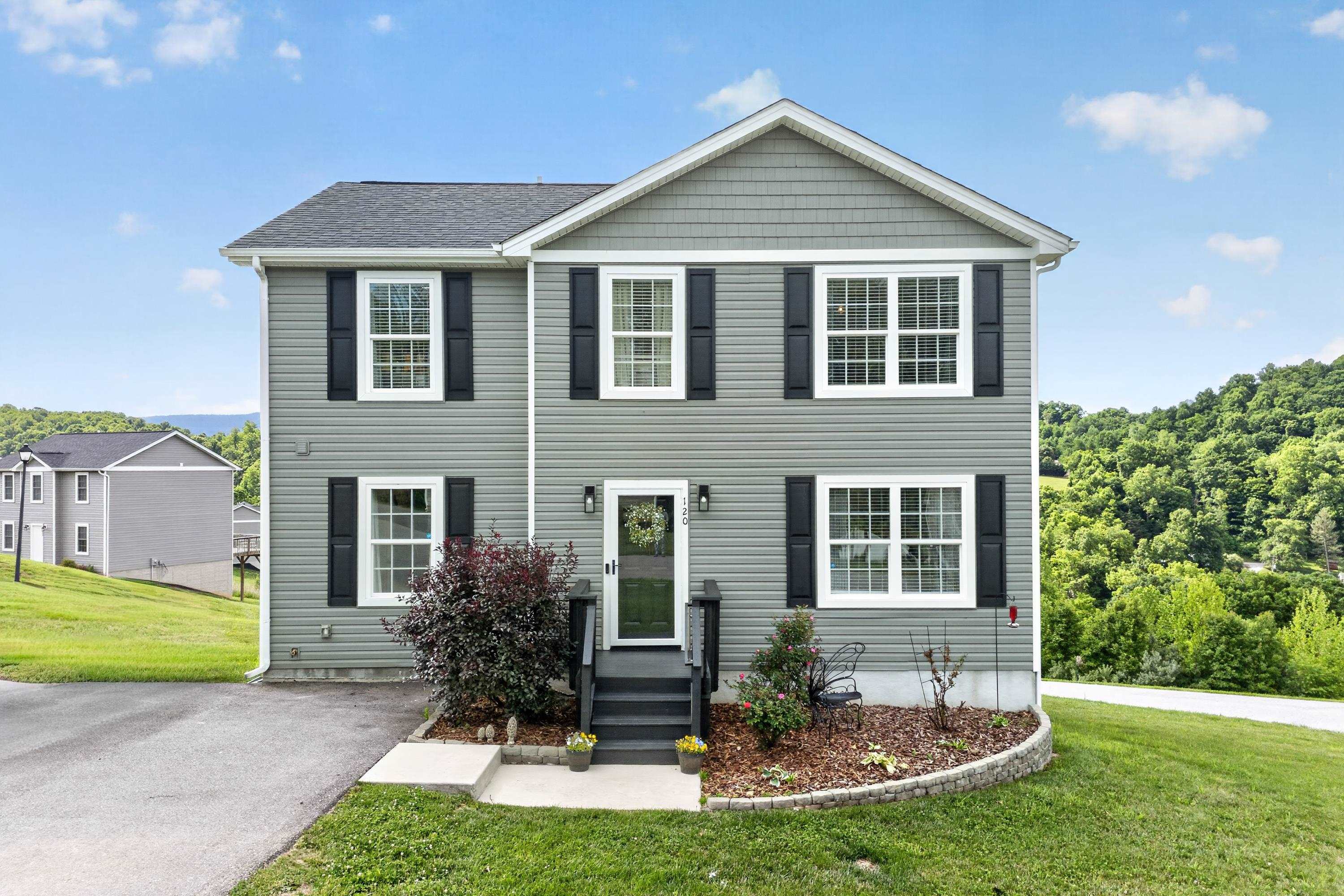 120 Prairie View Lane Pembroke VA 24136