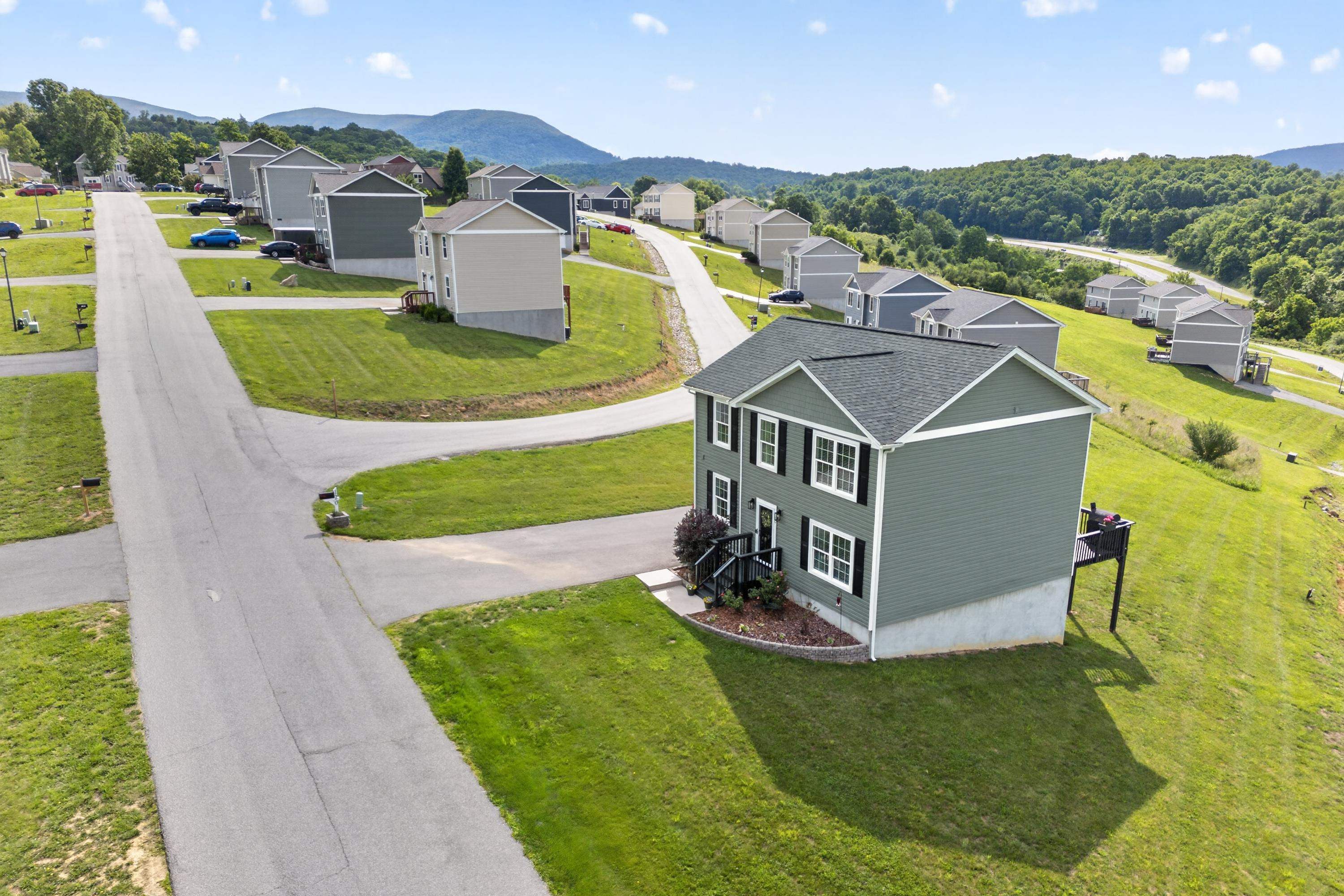 120 Prairie View Lane Pembroke VA 24136