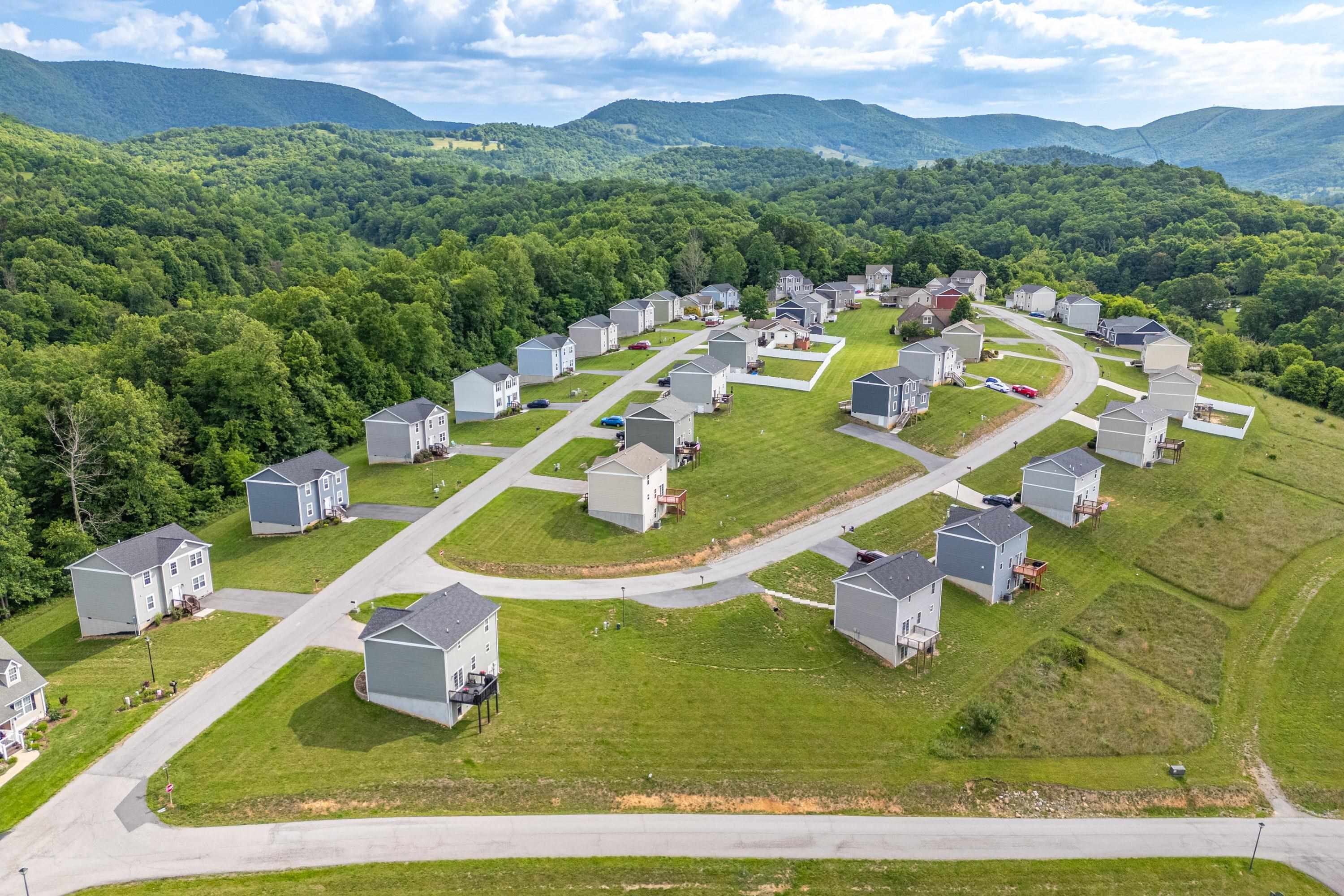 120 Prairie View Lane Pembroke VA 24136