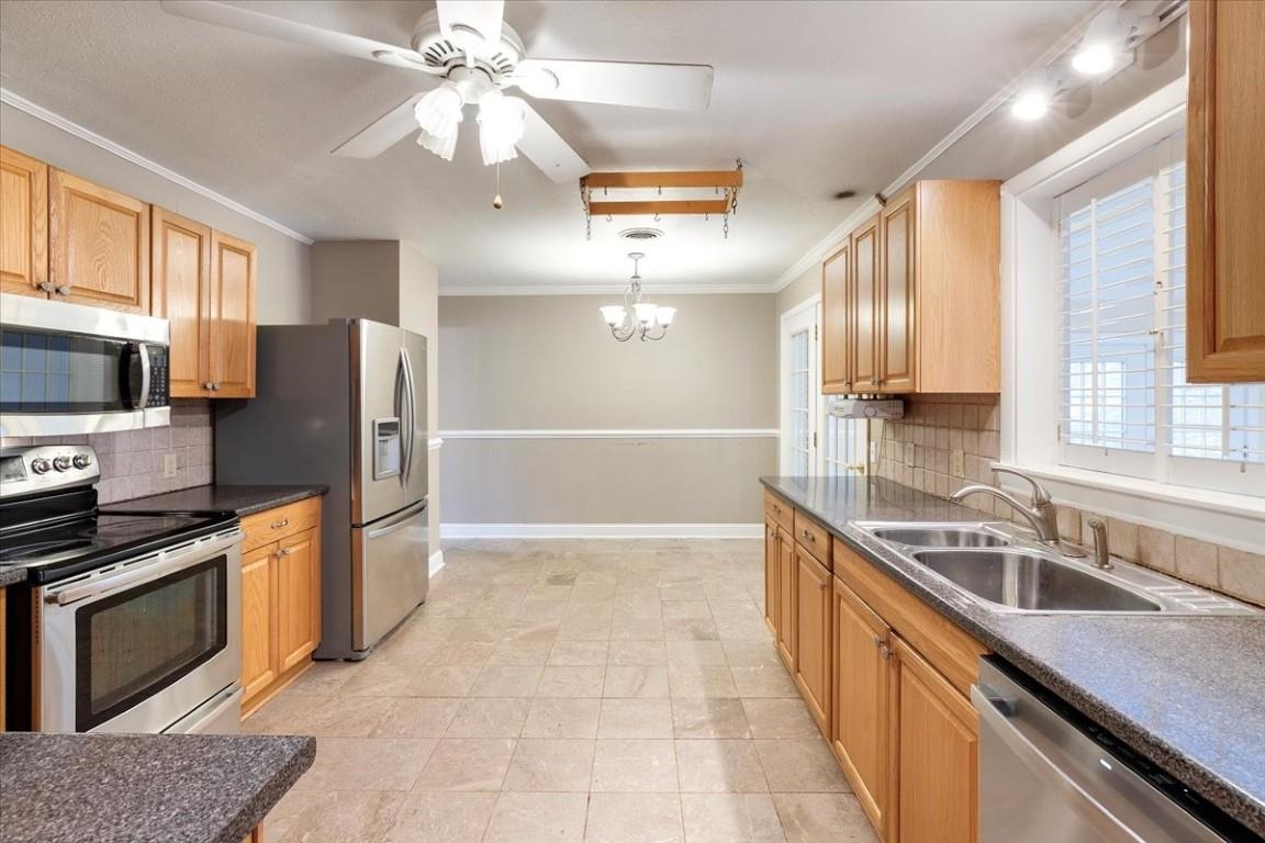 5661 Owens Road Radford VA 24141