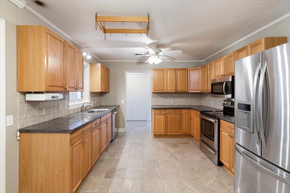 5661 Owens Road Radford VA 24141