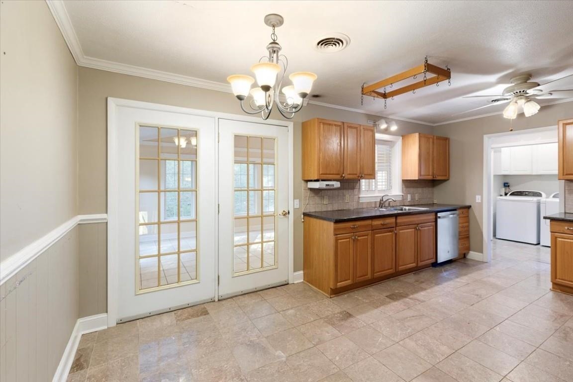 5661 Owens Road Radford VA 24141