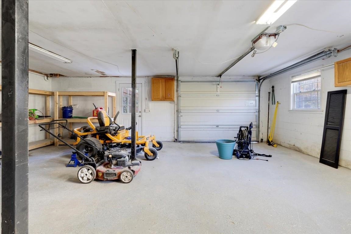 5661 Owens Road Radford VA 24141