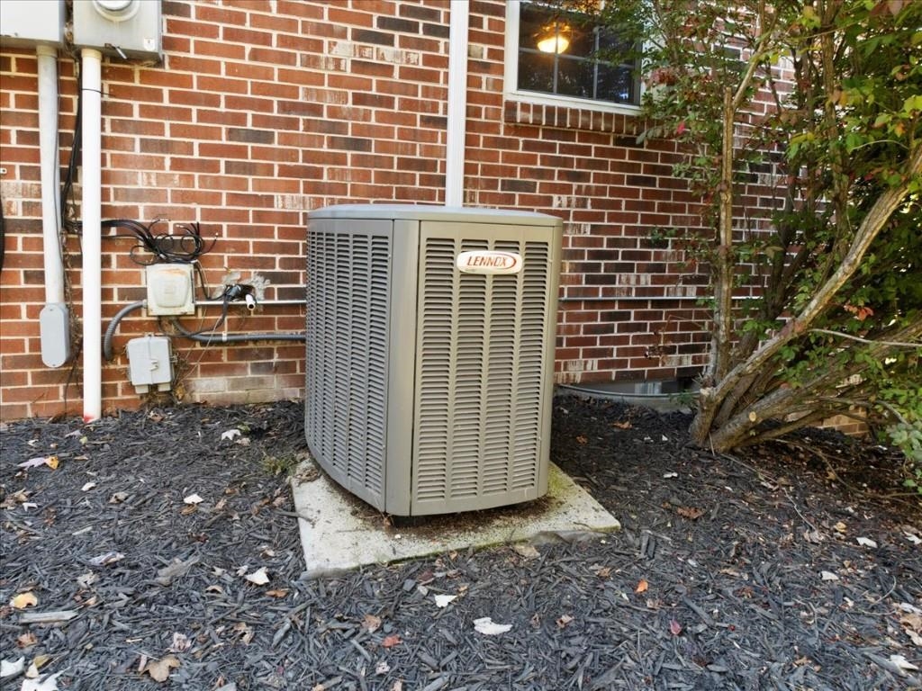 5661 Owens Road Radford VA 24141