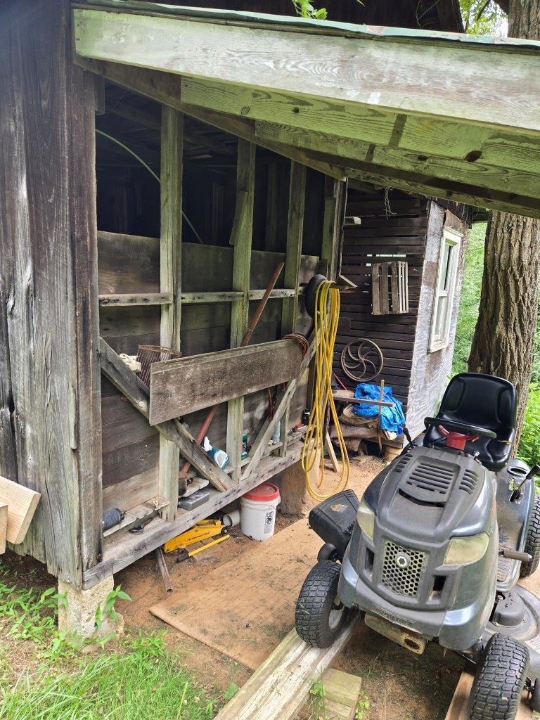 8947 Sugar Run Road Copper Hill VA 24079