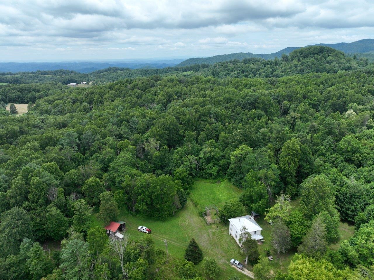 8947 Sugar Run Road Copper Hill VA 24079