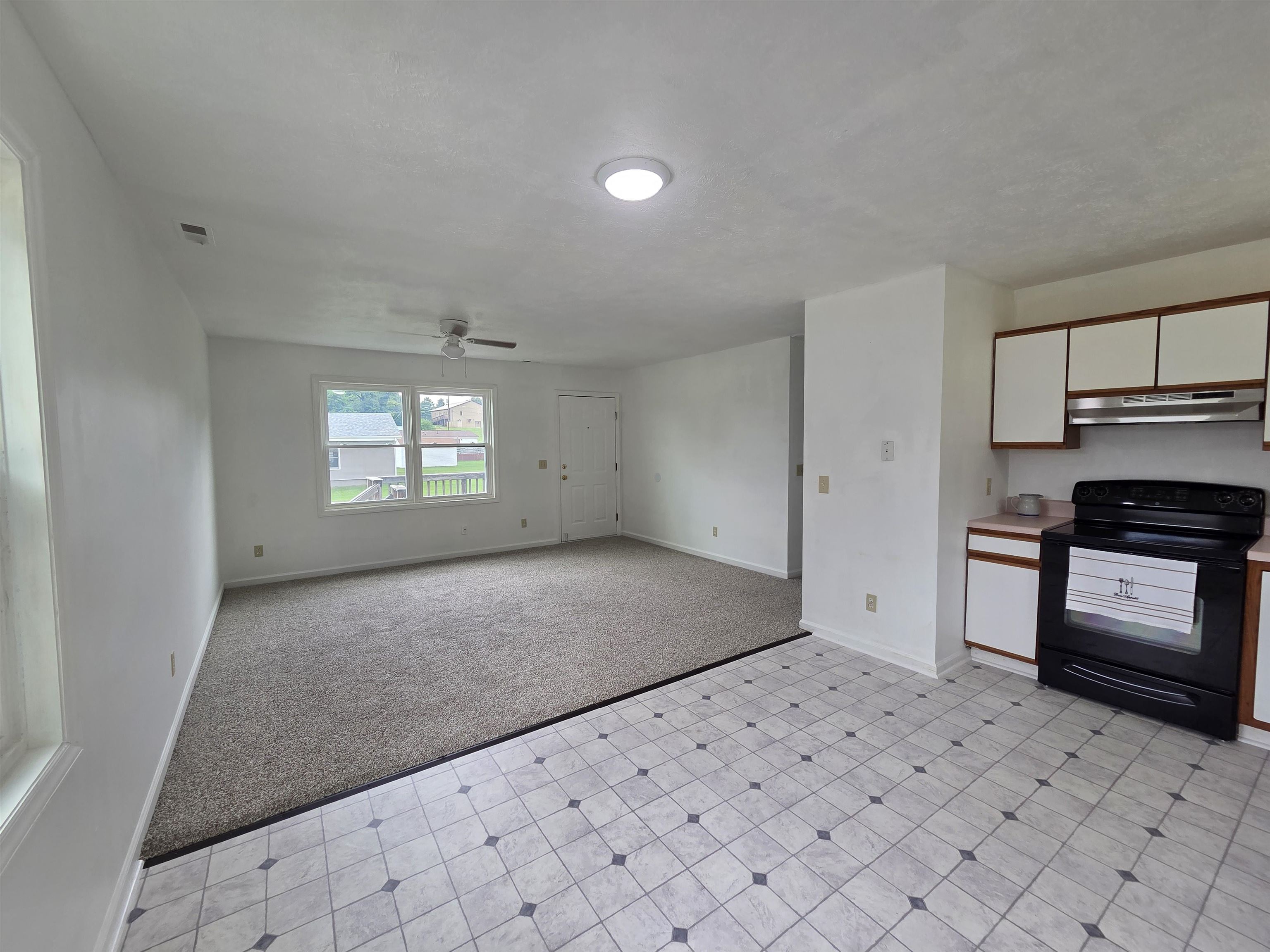 508 Seventeenth Street Radford VA 24141