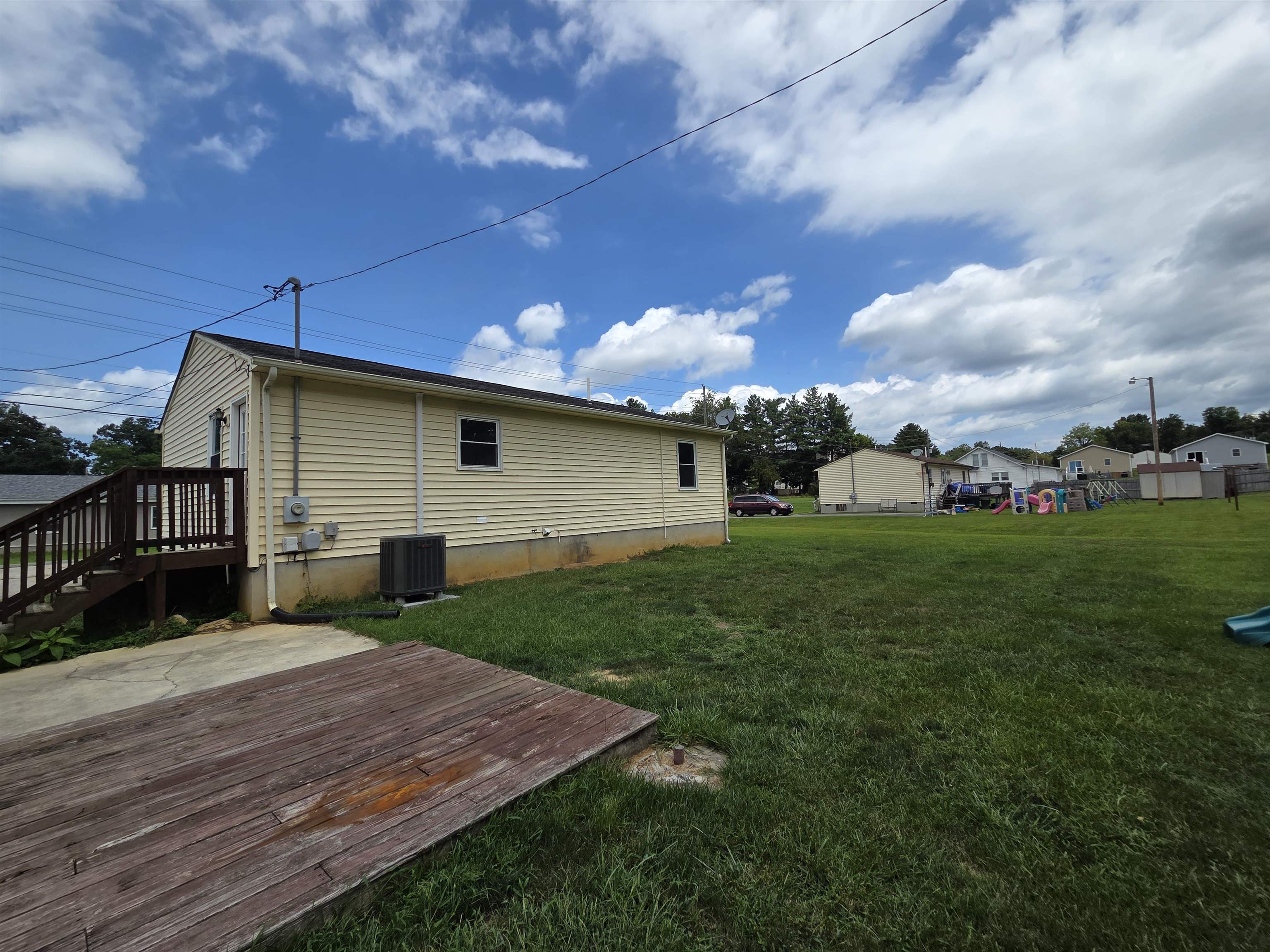 508 Seventeenth Street Radford VA 24141