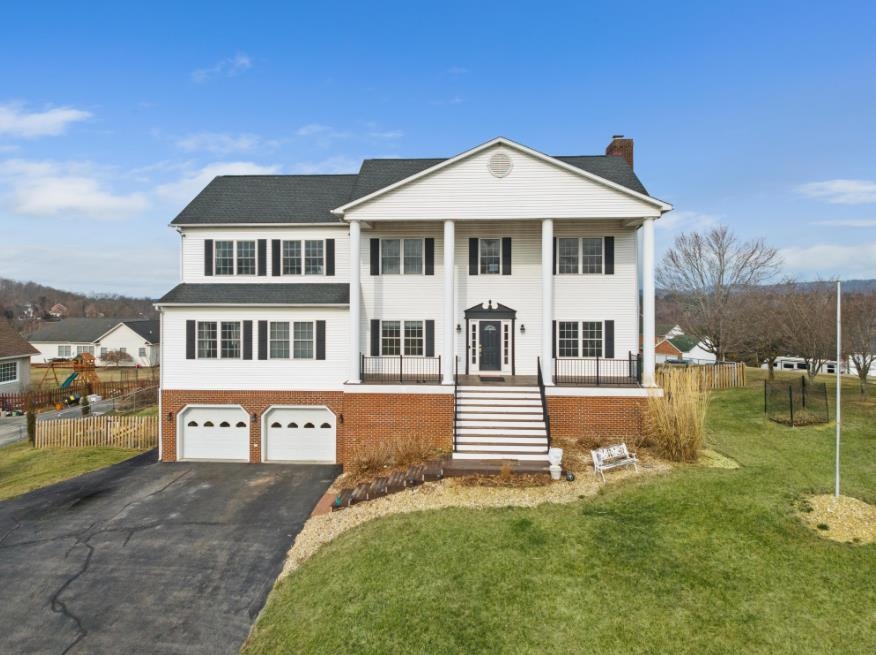 155 Alder Lane Christiansburg VA 24073