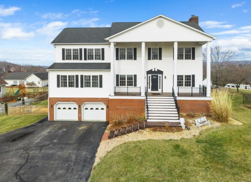 155 Alder Lane Christiansburg VA 24073