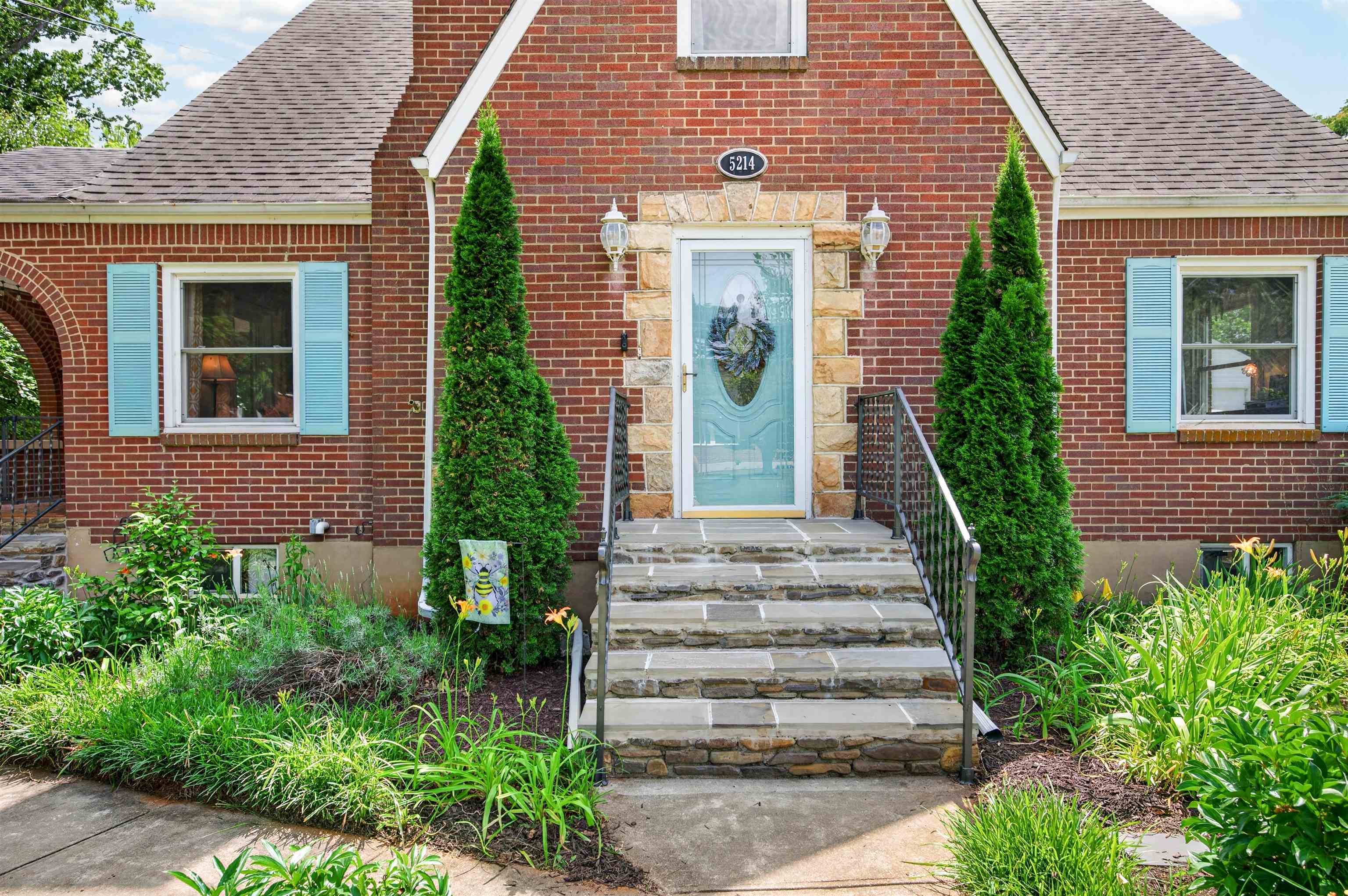5214 Woodbury Street NW Roanoke VA 24012
